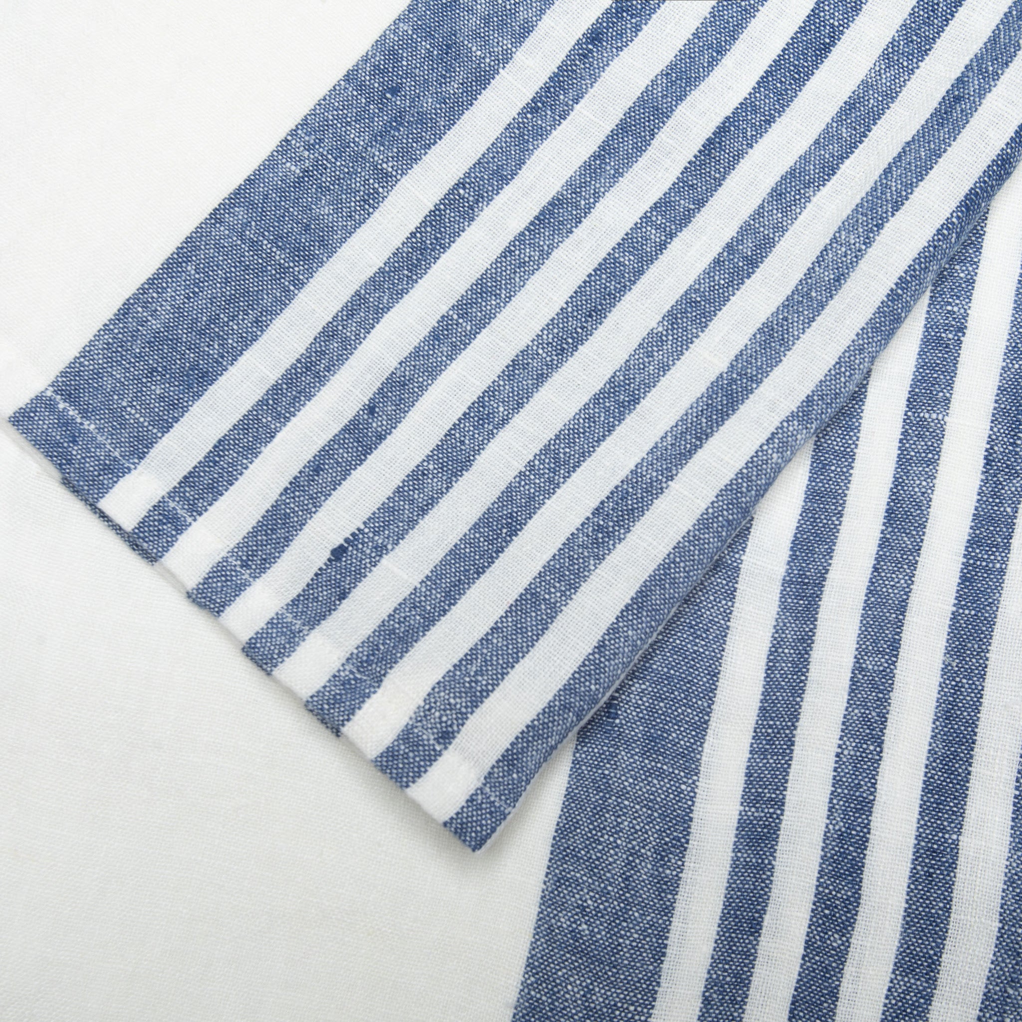  Caravan Brittany White Tea Towels 20x30 - Set of 2 - White & Blue - Bonton