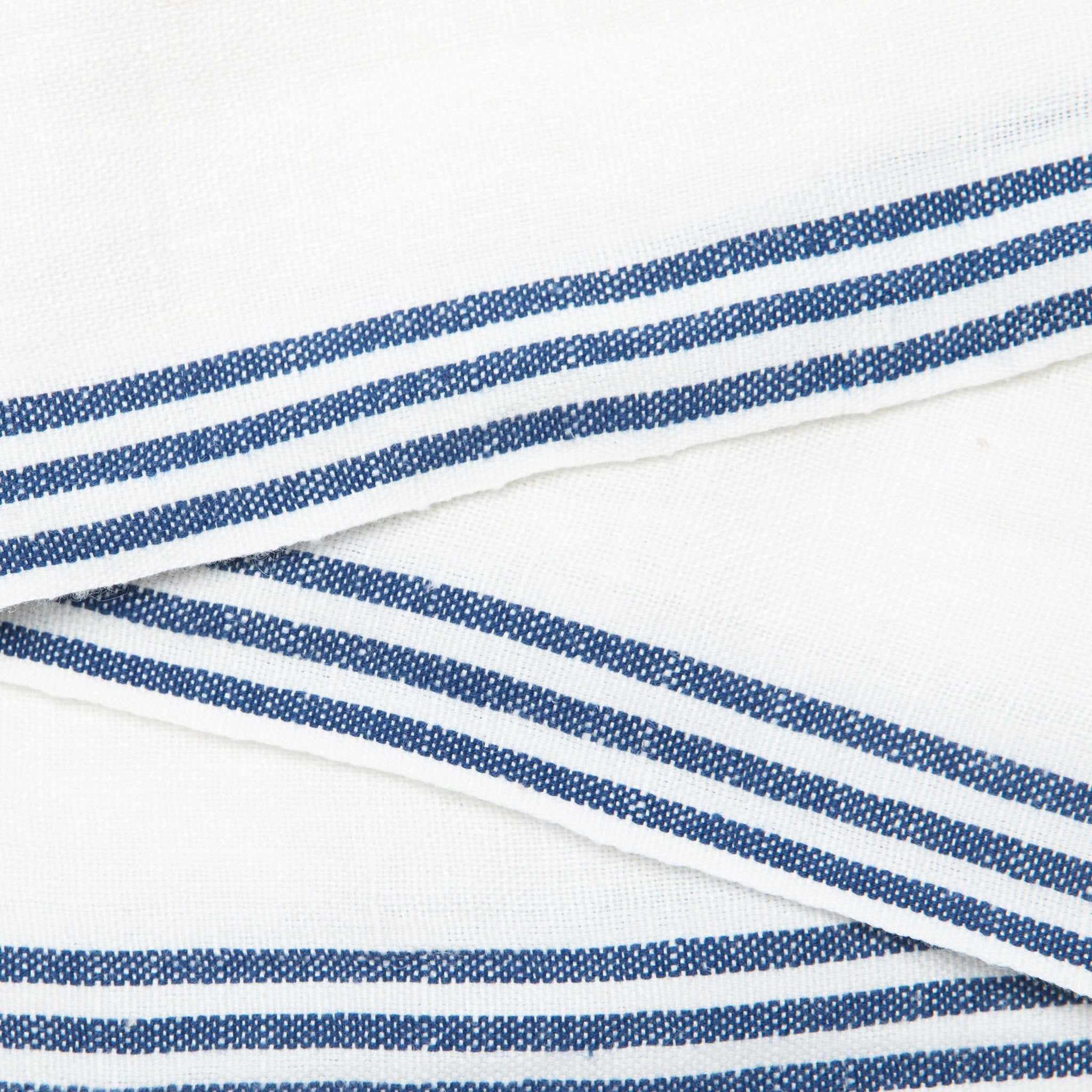  Caravan Alsace White Napkins 20x20 - Set of 4 - White & Blue - Bonton