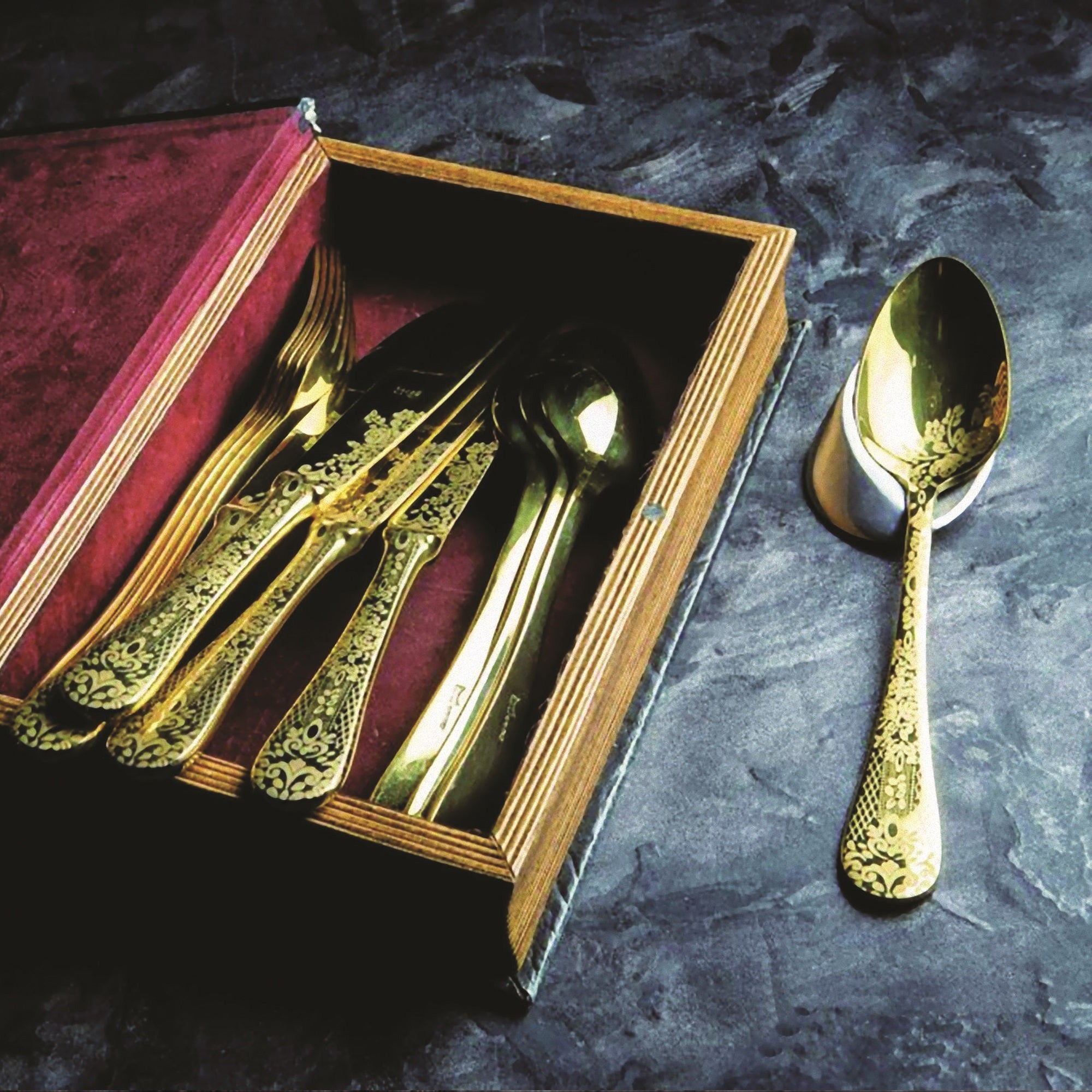  Mepra Casablanca Gold Flatware Set - Gold - Bonton