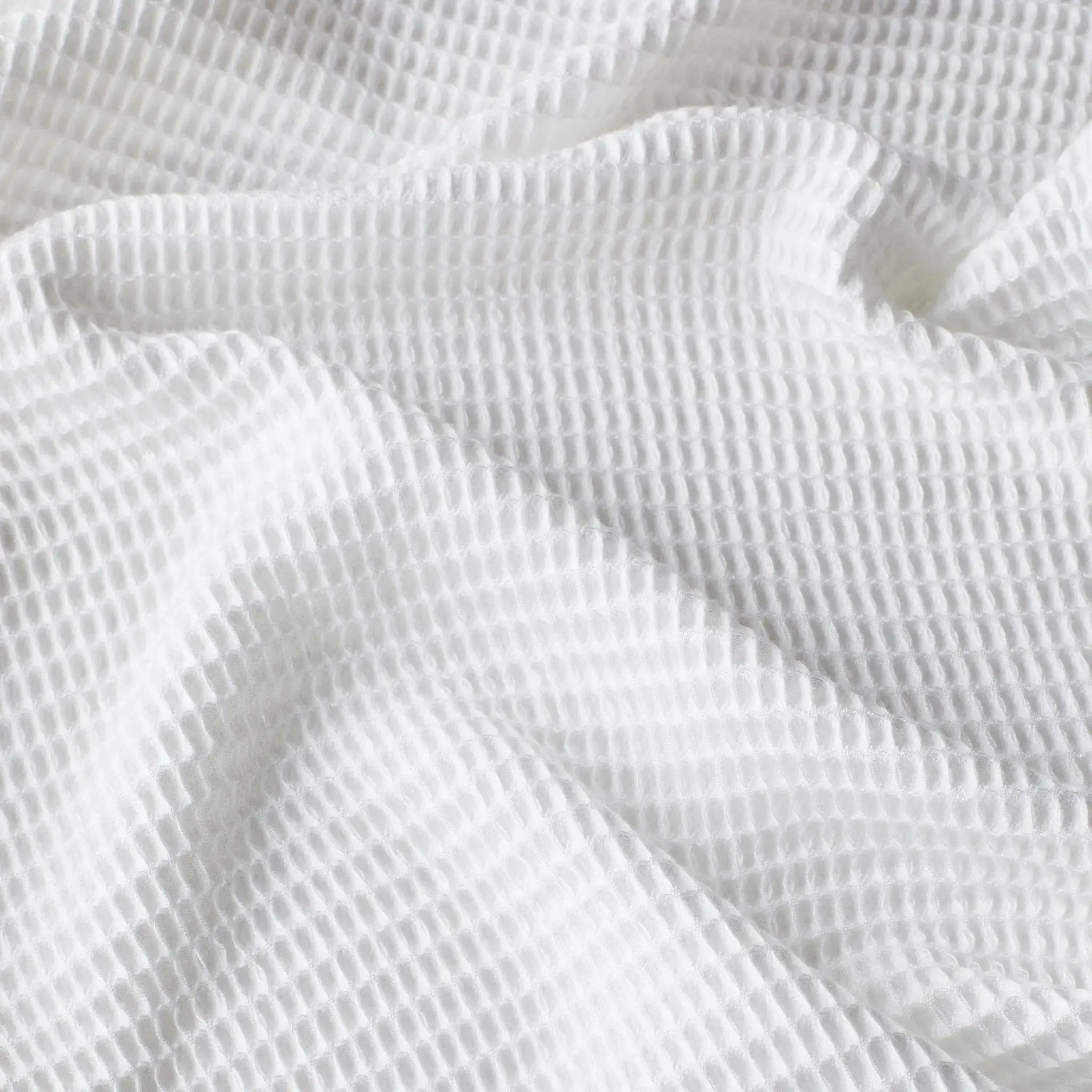  ettitude Bamboo Waffle Hooded Baby Towel by ettitude - Cloud - Bonton