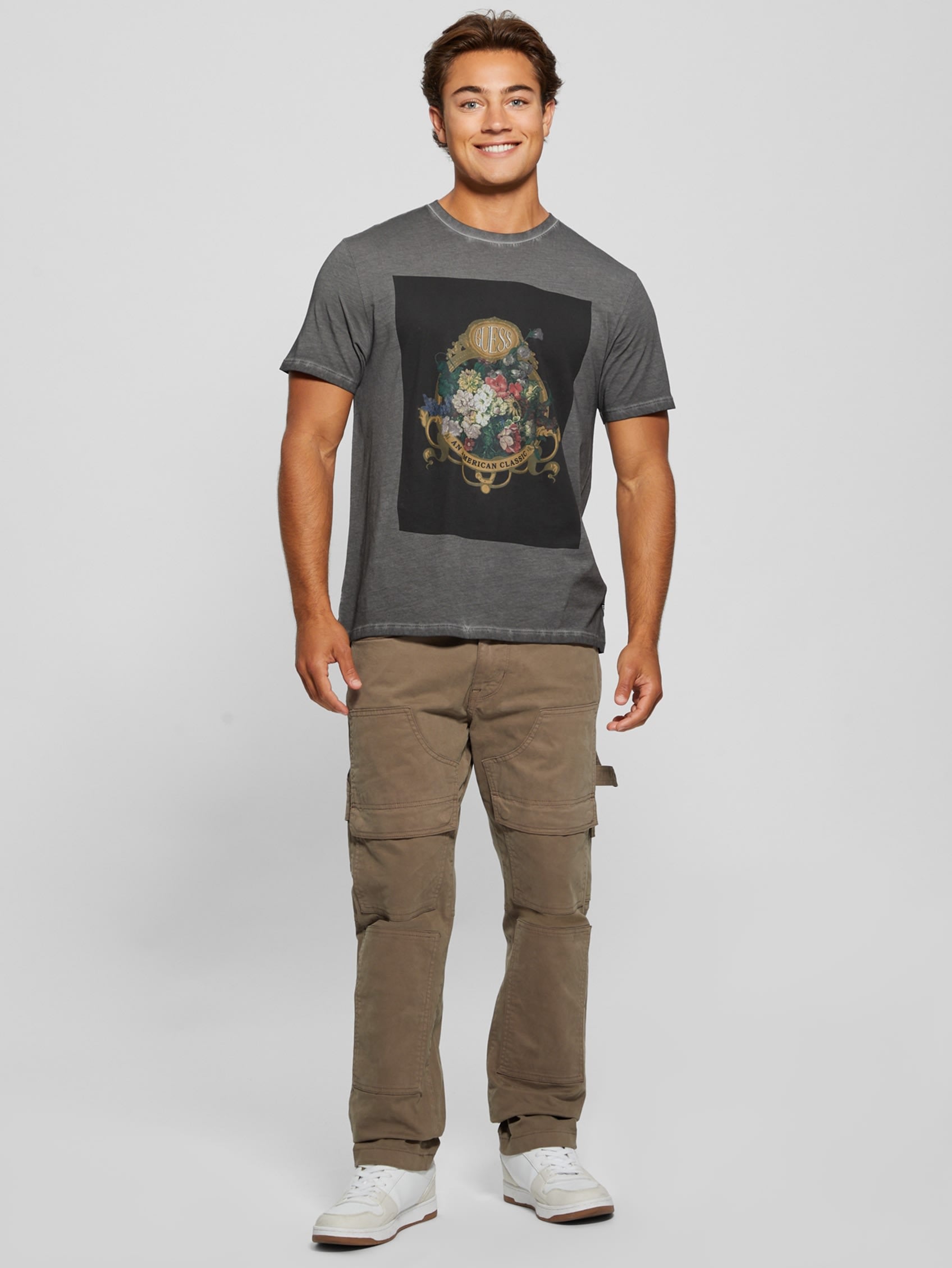  Guess Still Life Floral BSC Short Sleeve Tee - Jet Black - Bonton