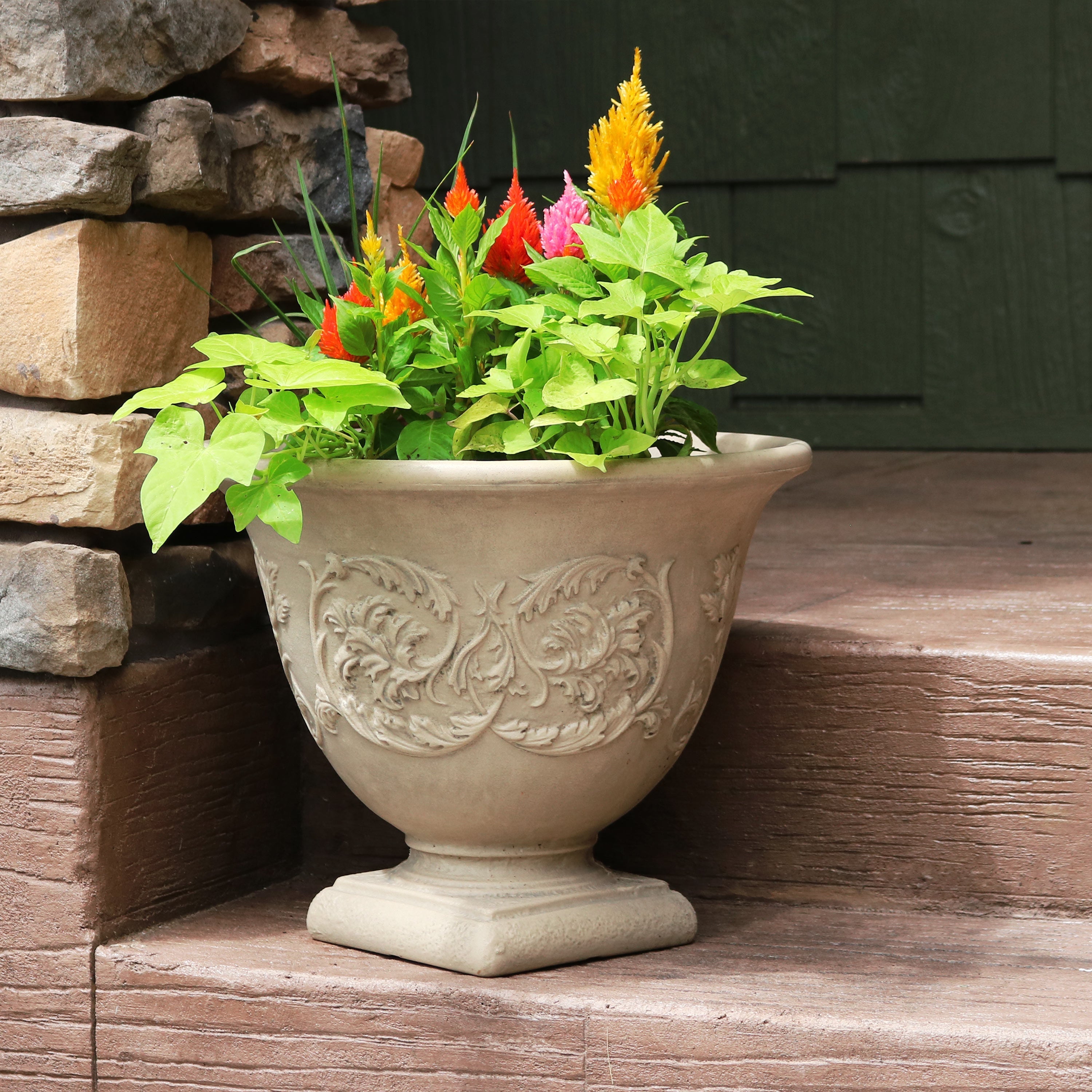  Sunnydaze Decor Darcy Double-Walled Flower Pot Planter 16