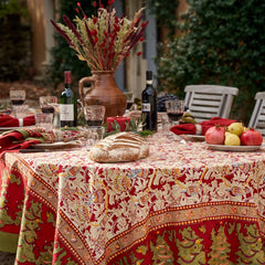 Noel Red/Green Tablecloth