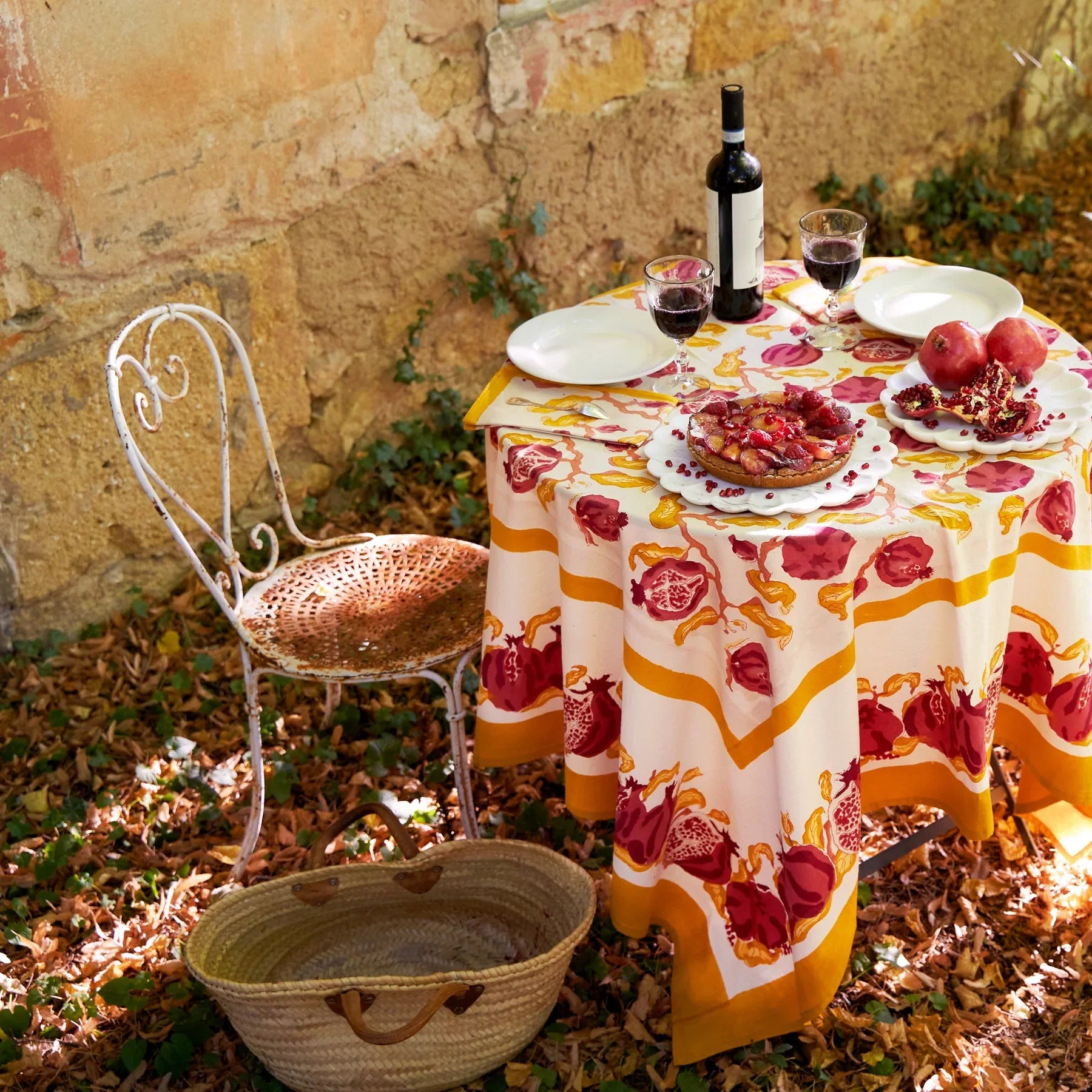  Couleur Nature Pomegranate Yellow/Red Tablecloth - Yellow/Red - Bonton