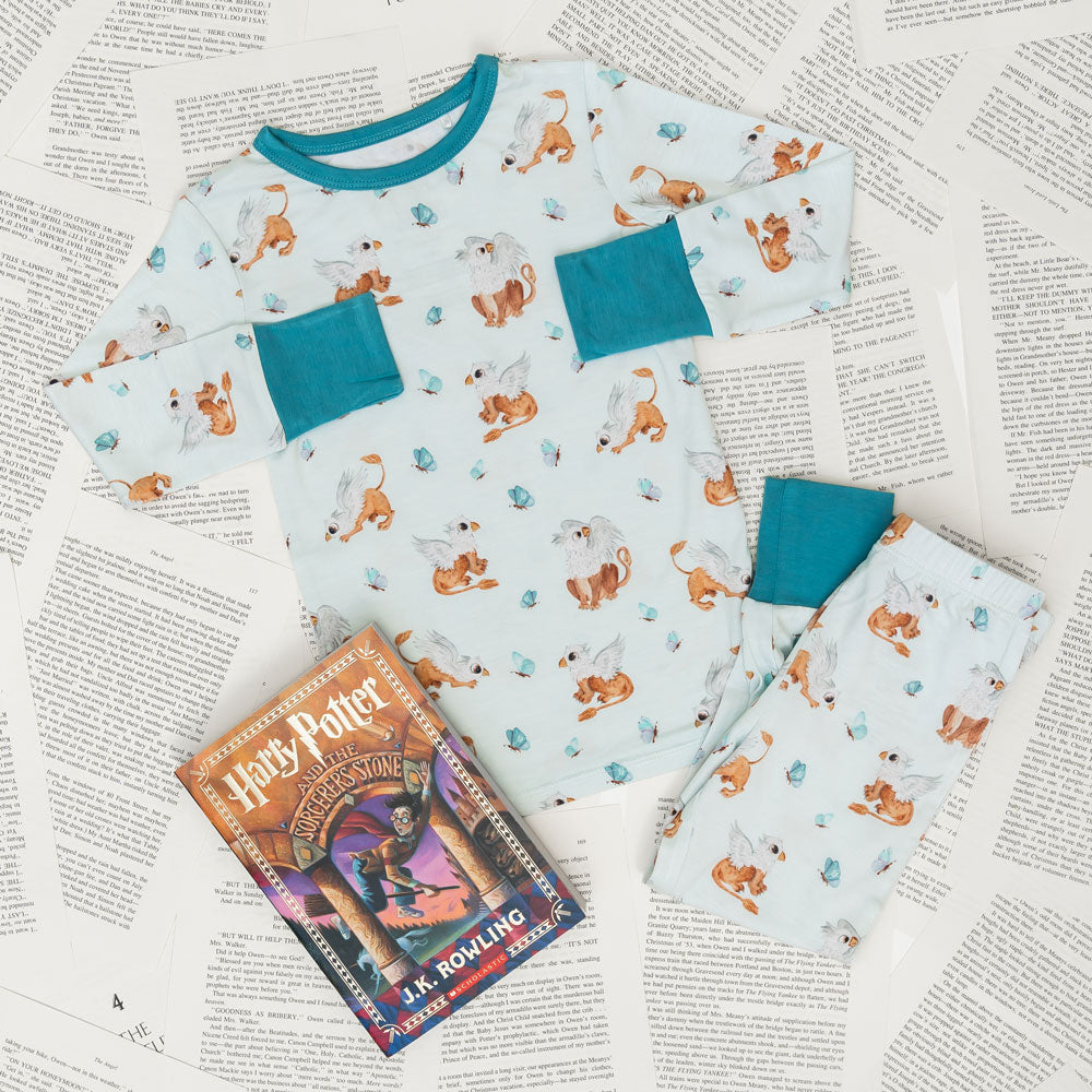  Laree + Co. Griffin Butterflies Bamboo 2-Piece Long Sleeve Set - 2T - Bonton