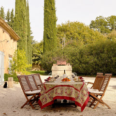 Winter Garden Red/Green Tablecloth