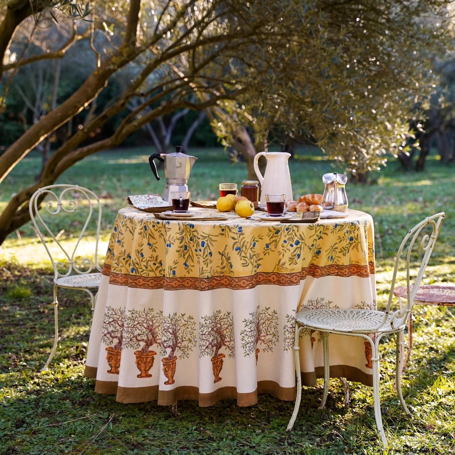  Couleur Nature Olive Tree Khaki/Blue Tablecloth - Khaki/Blue - Bonton