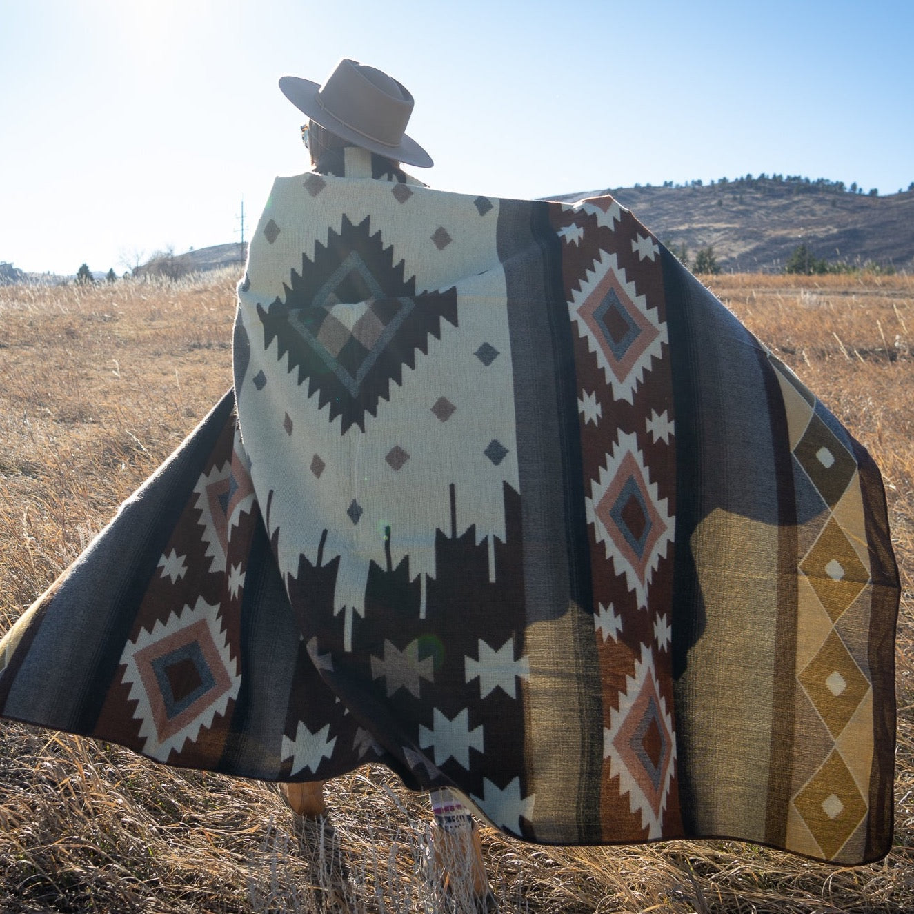  Alpaca Threadz Andean Alpaca Wool Blanket - Mojave by Alpaca Threadz - Queen - Bonton