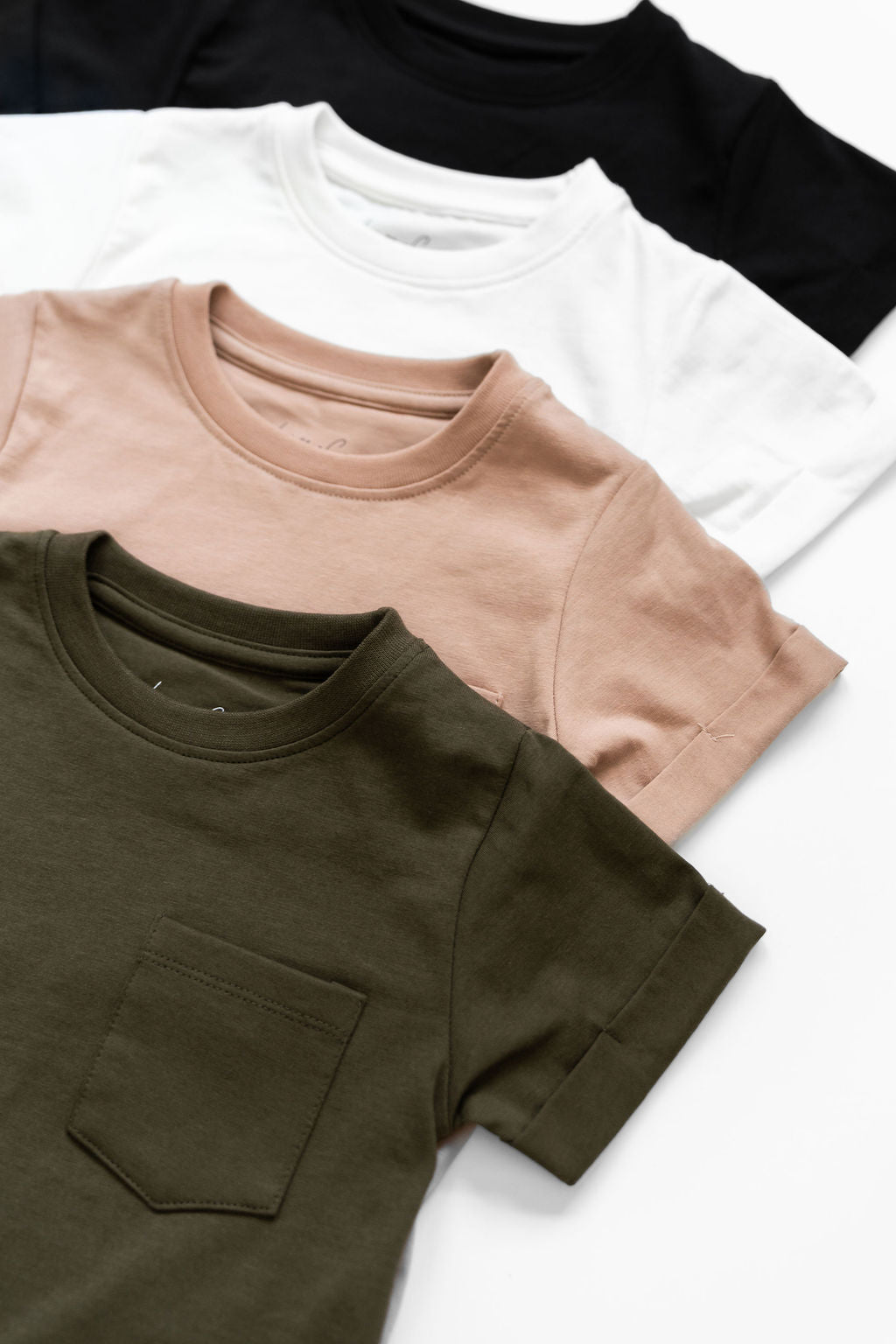  Laree + Co. Onyx Boxy Kids Tee - NB - Bonton