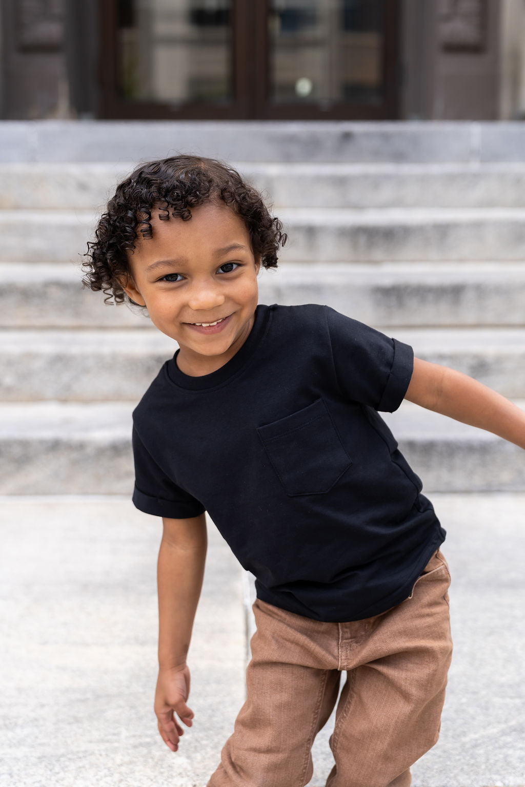  Laree + Co. Onyx Boxy Kids Tee - NB - Bonton