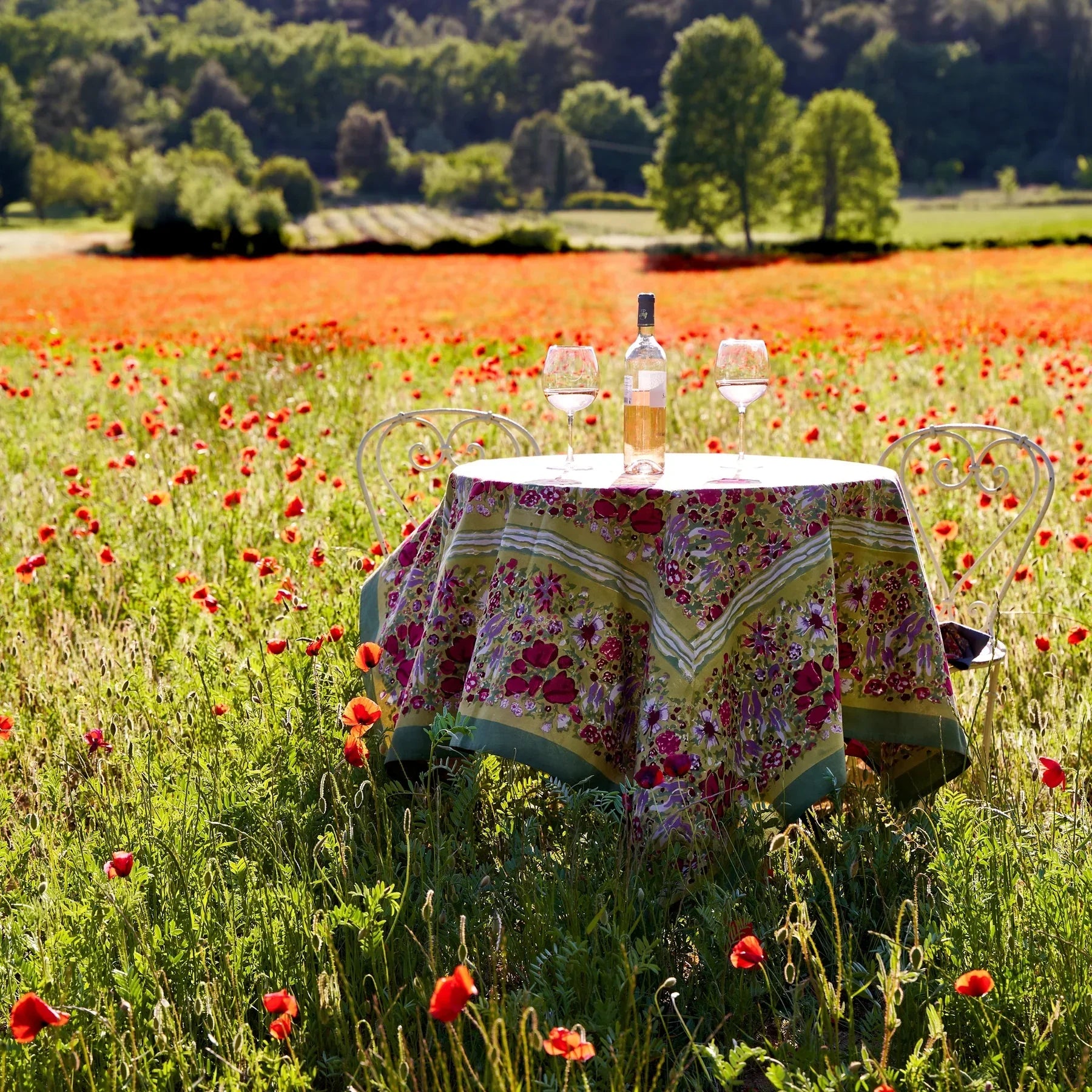  Couleur Nature Jardin Red/Green Tablecloth - Red/Green - Bonton