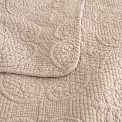 DaDa Bedding Neutral Taupe Beige Sandy Elegant Matelasse Cotton Quilted Bedspread Set (JHW-585) by DaDa Bedding Collection
