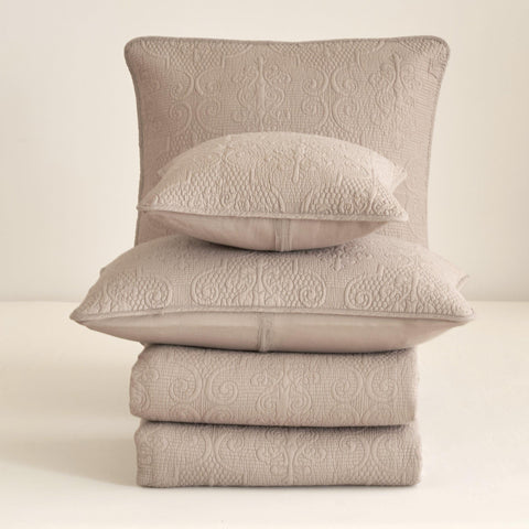 DaDa Bedding Neutral Taupe Beige Sandy Elegant Matelasse Cotton Quilted Bedspread Set (JHW-585) by DaDa Bedding Collection