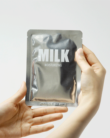Daily Sheet Mask formulated with milk for deep hydration. Deeply moisturizing and replenishes dry skin