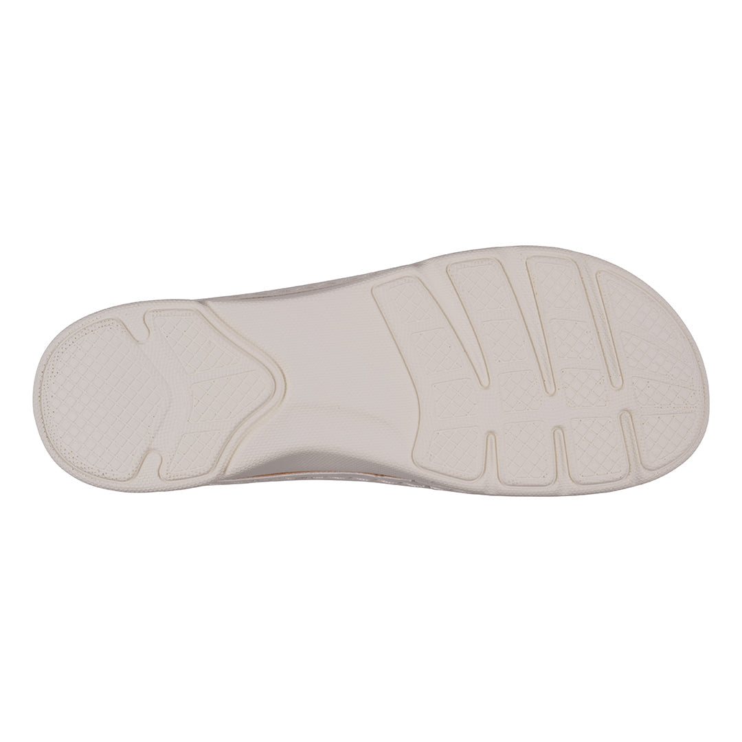  GC Shoes Women's Claire White Flower Rosette Comfort Sandals - White - Bonton