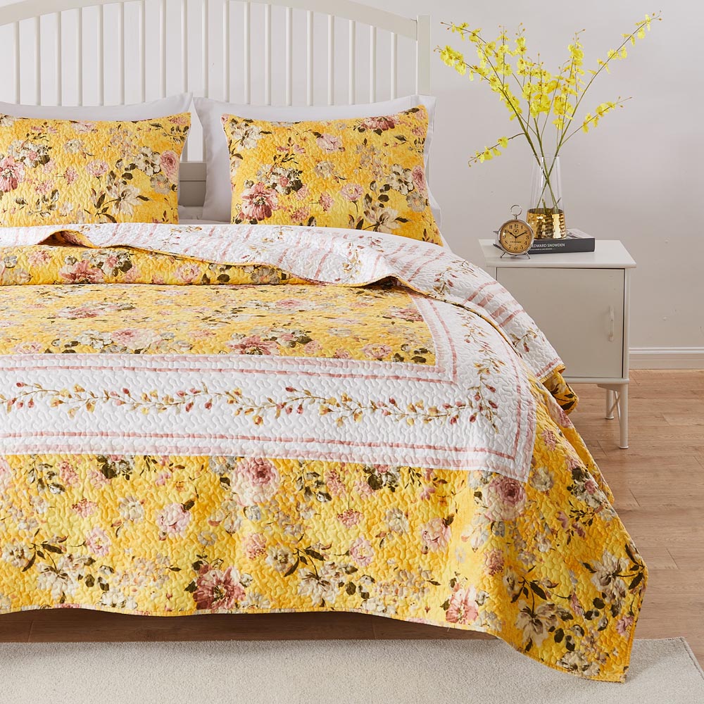  Greenland Home Fashions Finley Classic Quilt Set with Floral Motif - Yellow - Bonton