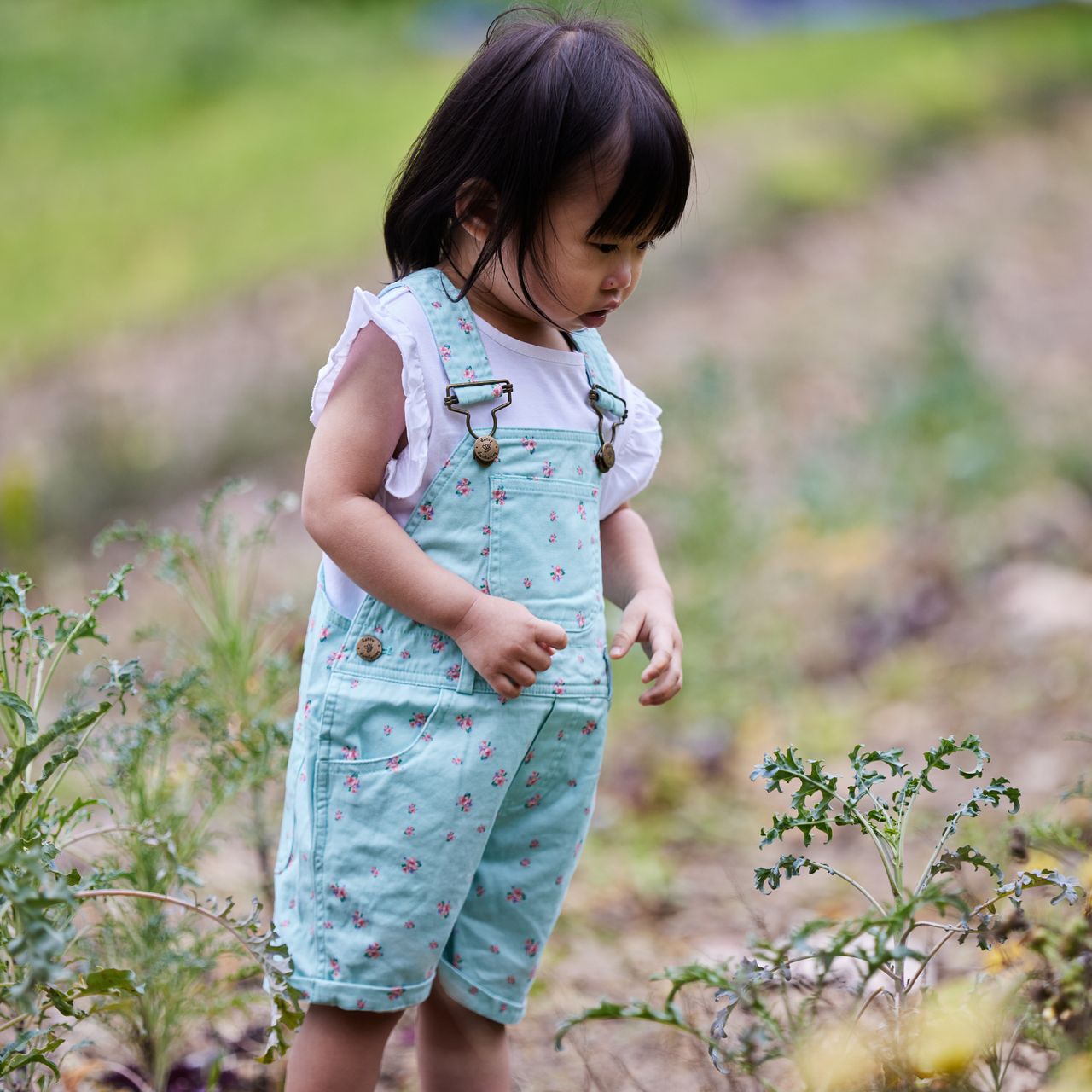  Dotty Dungarees Floral Summer Denim Overall Shorts - Cream - Bonton