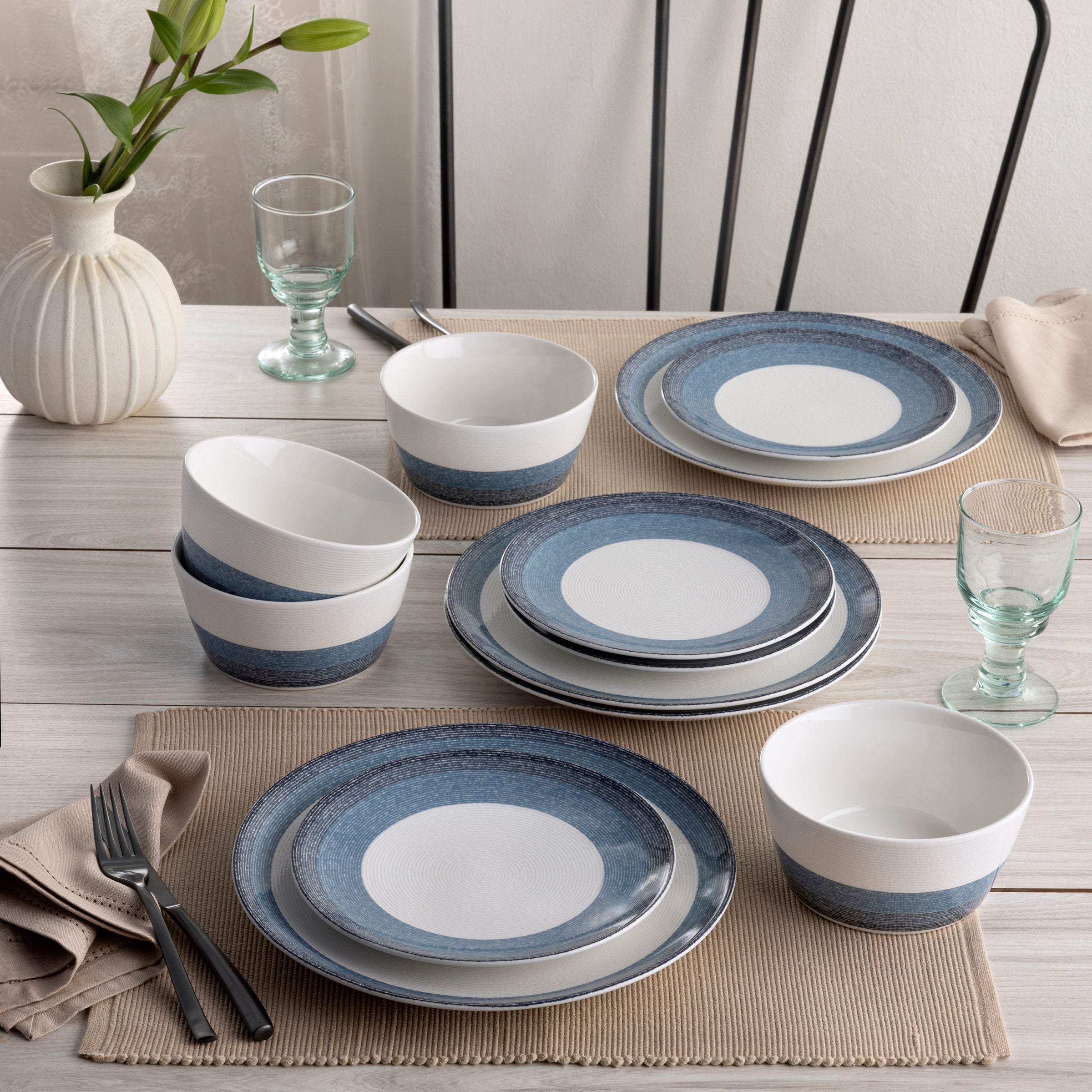  Noritake Colorscapes Layers 12-Piece Coupe Dinnerware Set, Service For 4 - Navy - Bonton