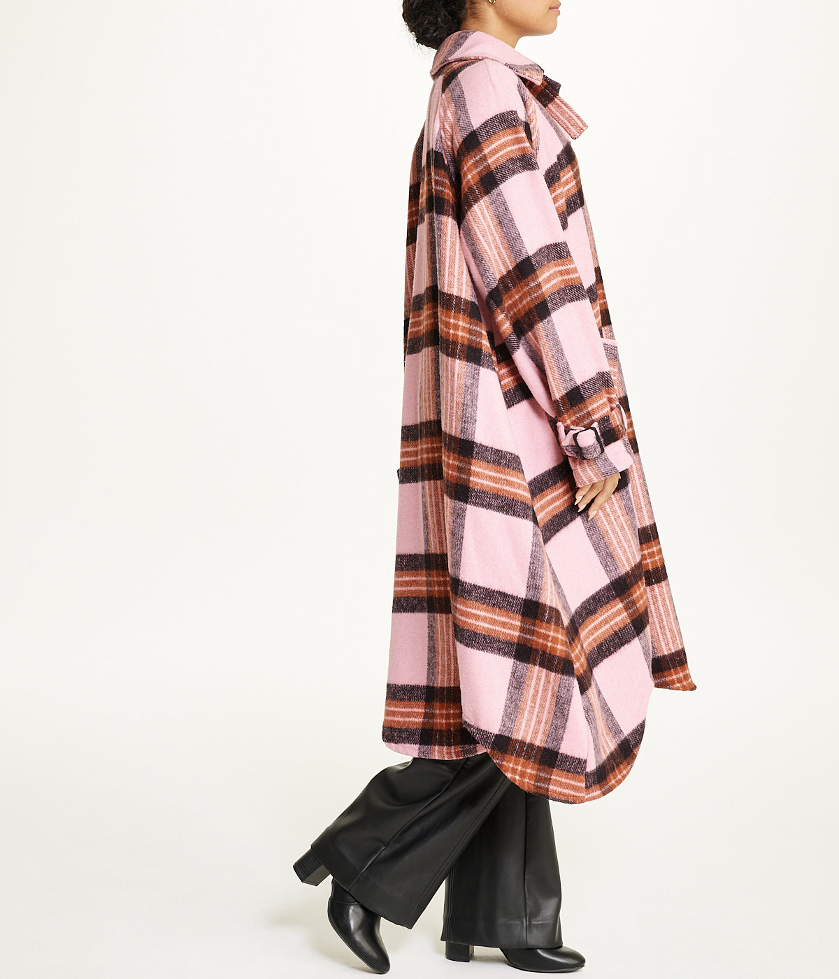  Oversized Plaid Shacket - DriÌ‡ed Rose - Bonton