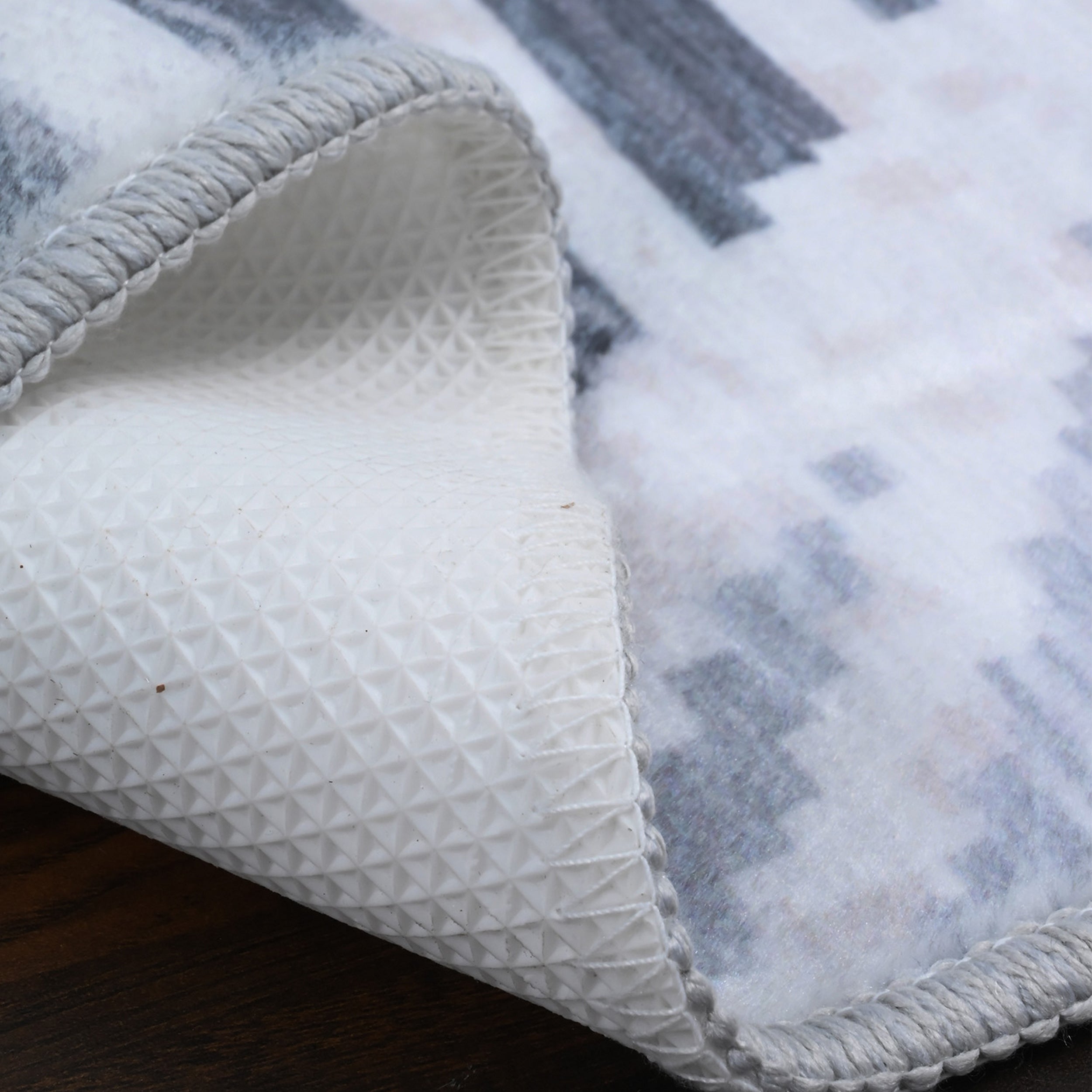  Bibb Home Bibb Home Washable Flannel Printed Area Rug With Latex Back 4x6 Ft - 4x6 ft - Bonton