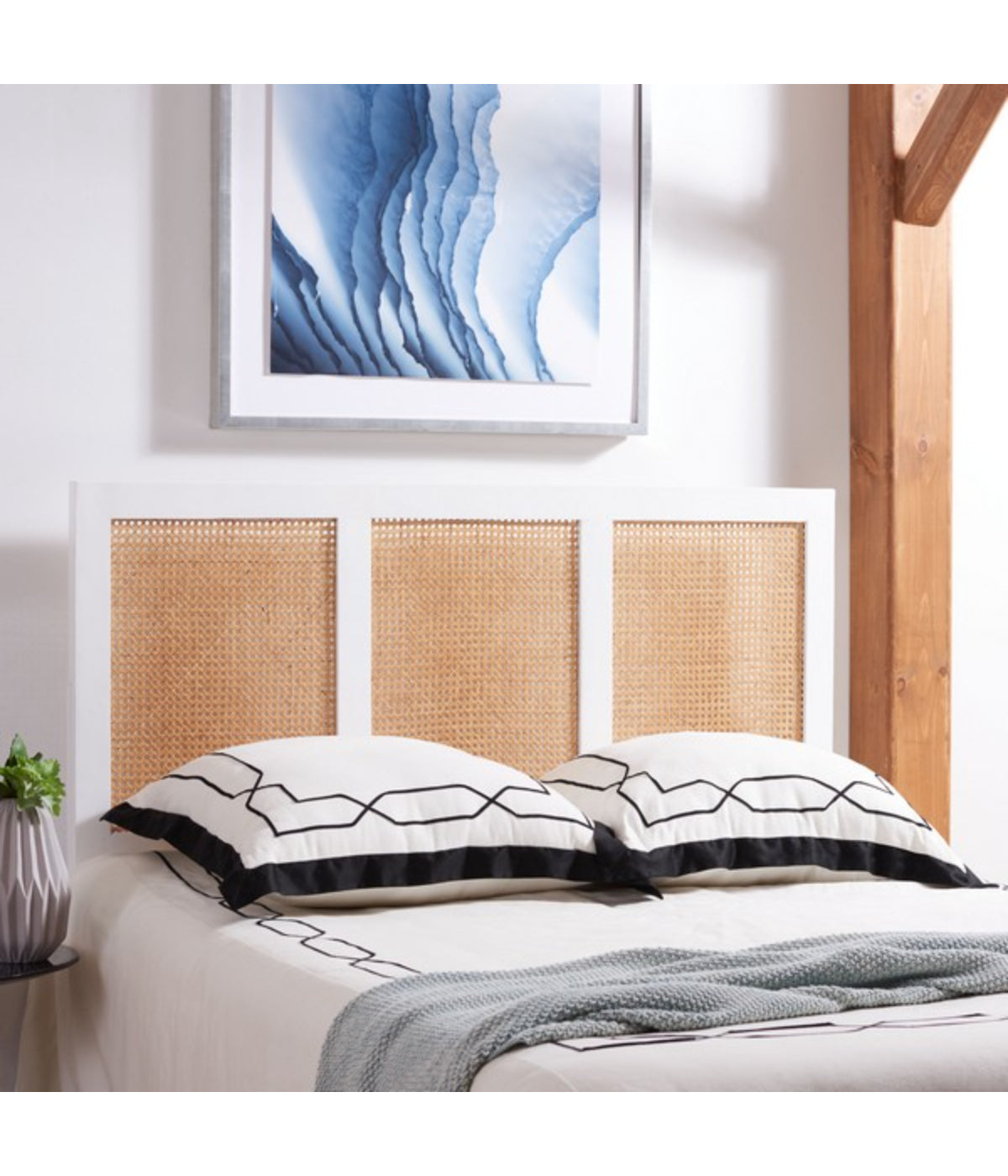  Safavieh Vienna Cane Headboard White & Natural - White & Natural - Bonton