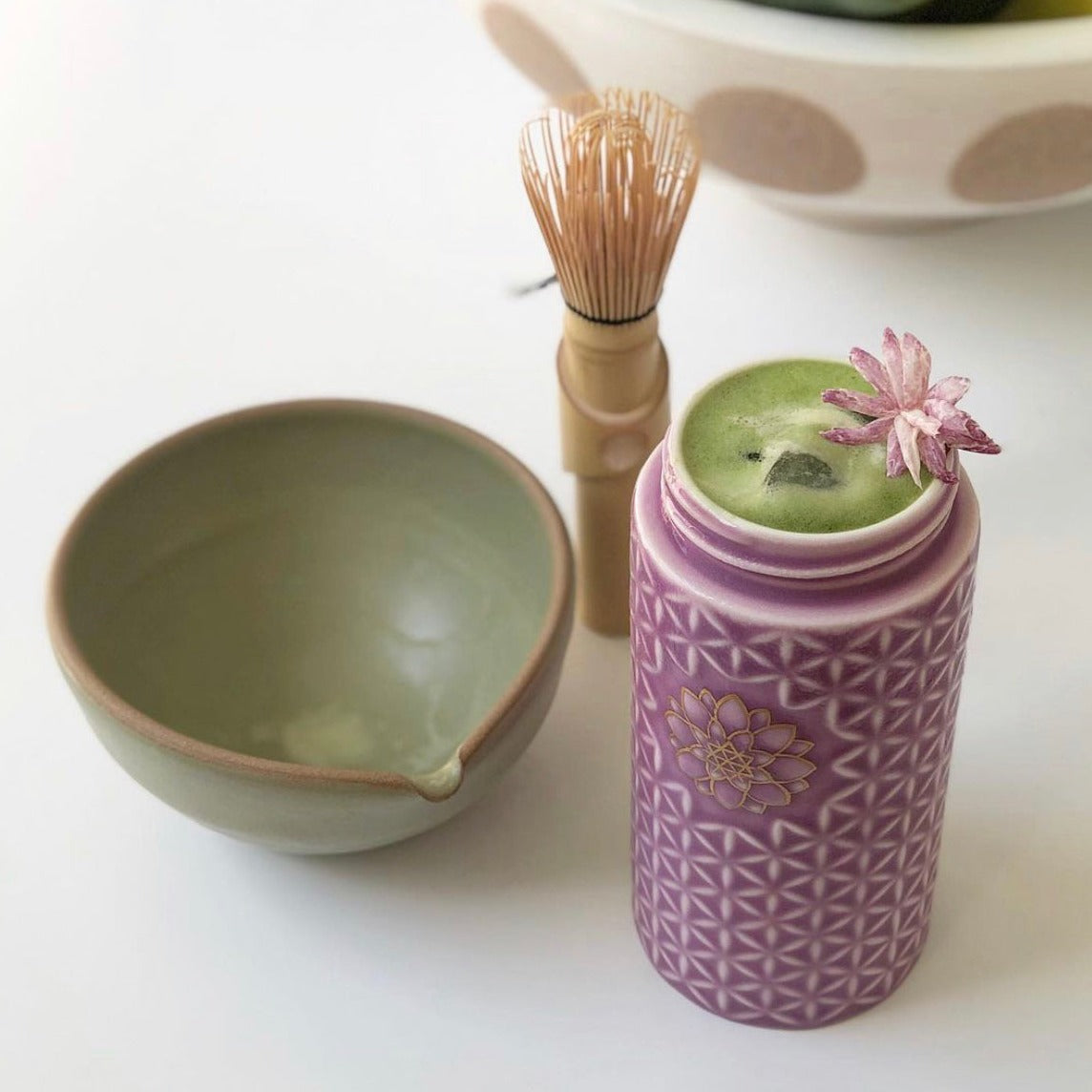  Acera Flower of Life Travel Mug / Single Wall / 14 Oz - Lilac / Hand-painted gold flower - Bonton