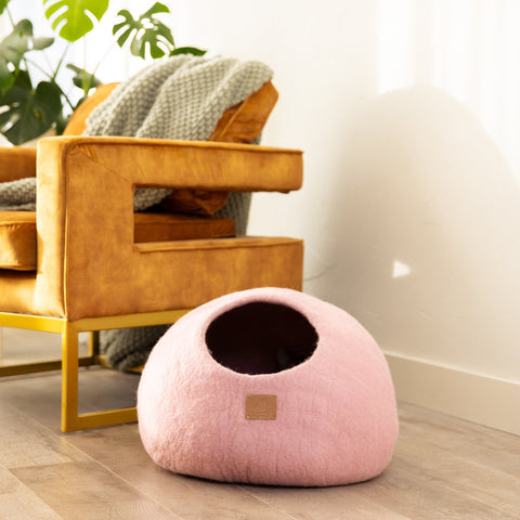 Valentine Pink | Round Style Cave by Fuzzy Cove