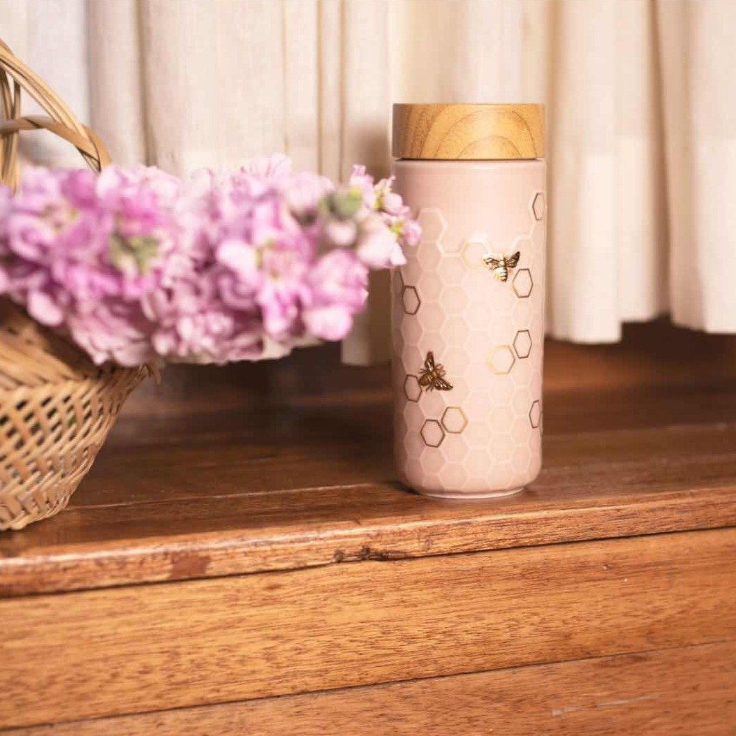  Acera Honey Bee Ceramic Travel Mug / Gold 12.3 Oz - Black and Hand-Painted Gold Bees - Bonton