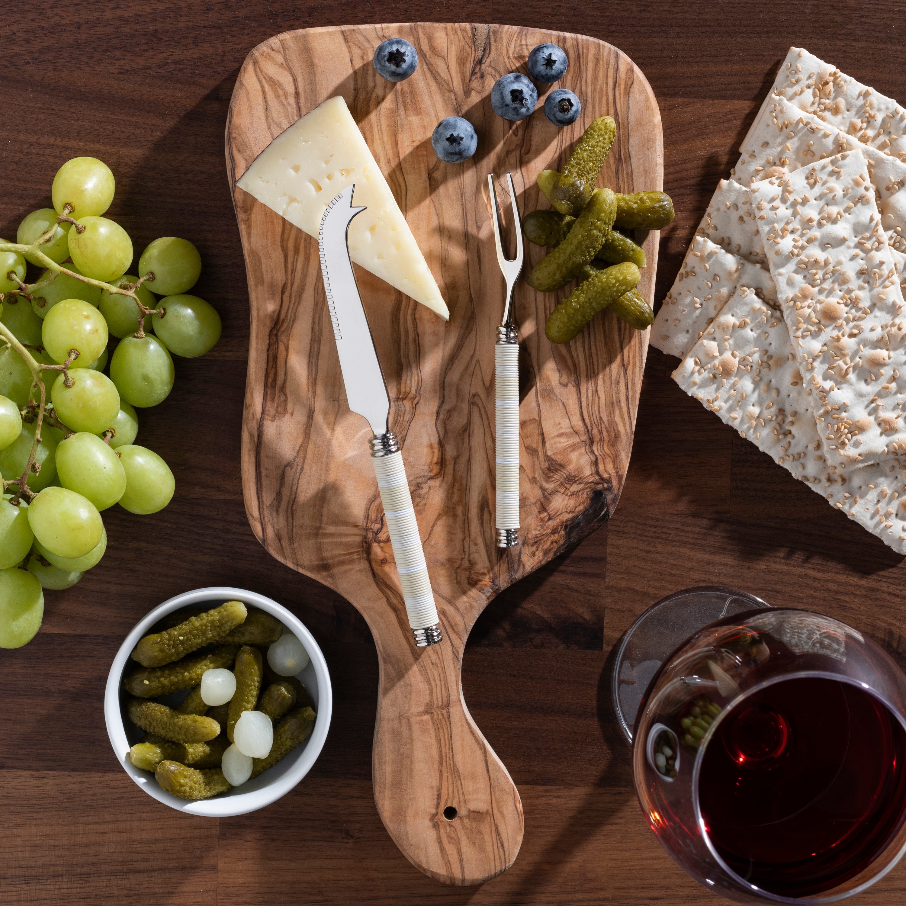  French Home Jubilee Cheese Knife, Fork, and Olive Wood Board Set - Shades of Light - Default Title - Bonton