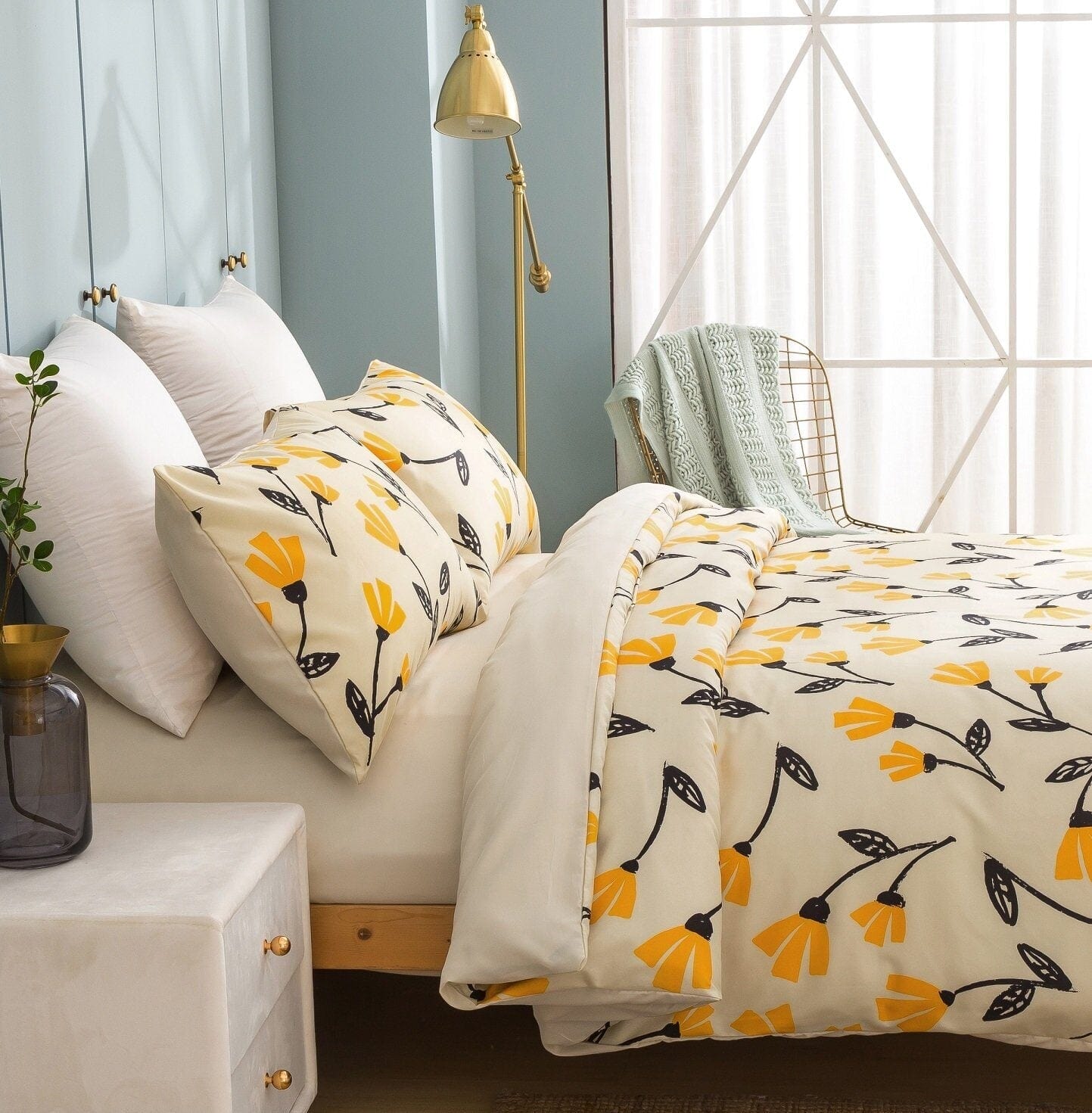  DaDa Bedding Collection DaDa Bedding Yellow Fleur Floral Golden Orange Ivory Duvet Cover Set w/ Pillow Cases (18112) by DaDa Bedding Collection - California King - Bonton