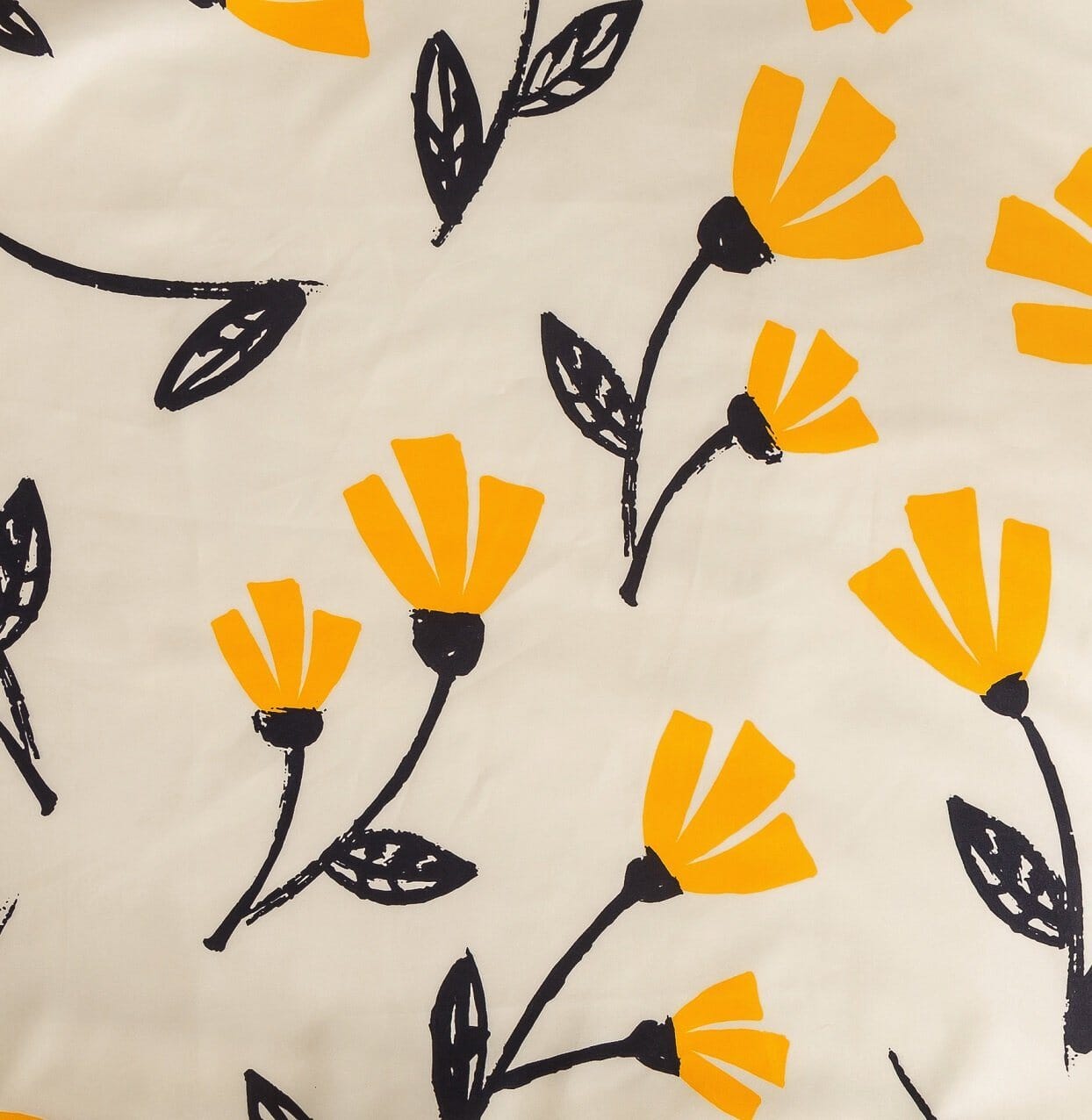  DaDa Bedding Collection DaDa Bedding Yellow Fleur Floral Golden Orange Ivory Duvet Cover Set w/ Pillow Cases (18112) by DaDa Bedding Collection - California King - Bonton