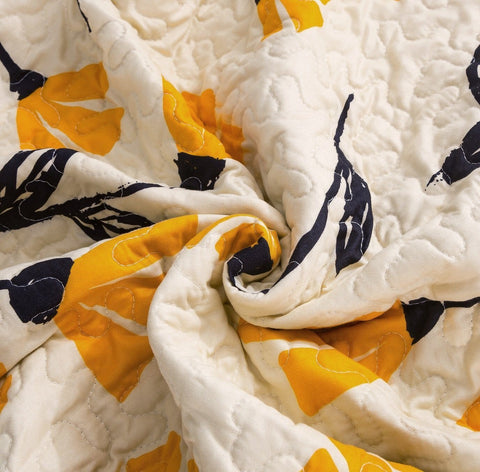 DaDa Bedding Yellow Fleur Floral Golden Orange Ivory Cream Scalloped Bedspread Set (18112) by DaDa Bedding Collection