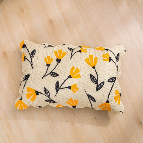 DaDa Bedding Yellow Fleur Floral Golden Orange Ivory Cream Scalloped Bedspread Set (18112) by DaDa Bedding Collection