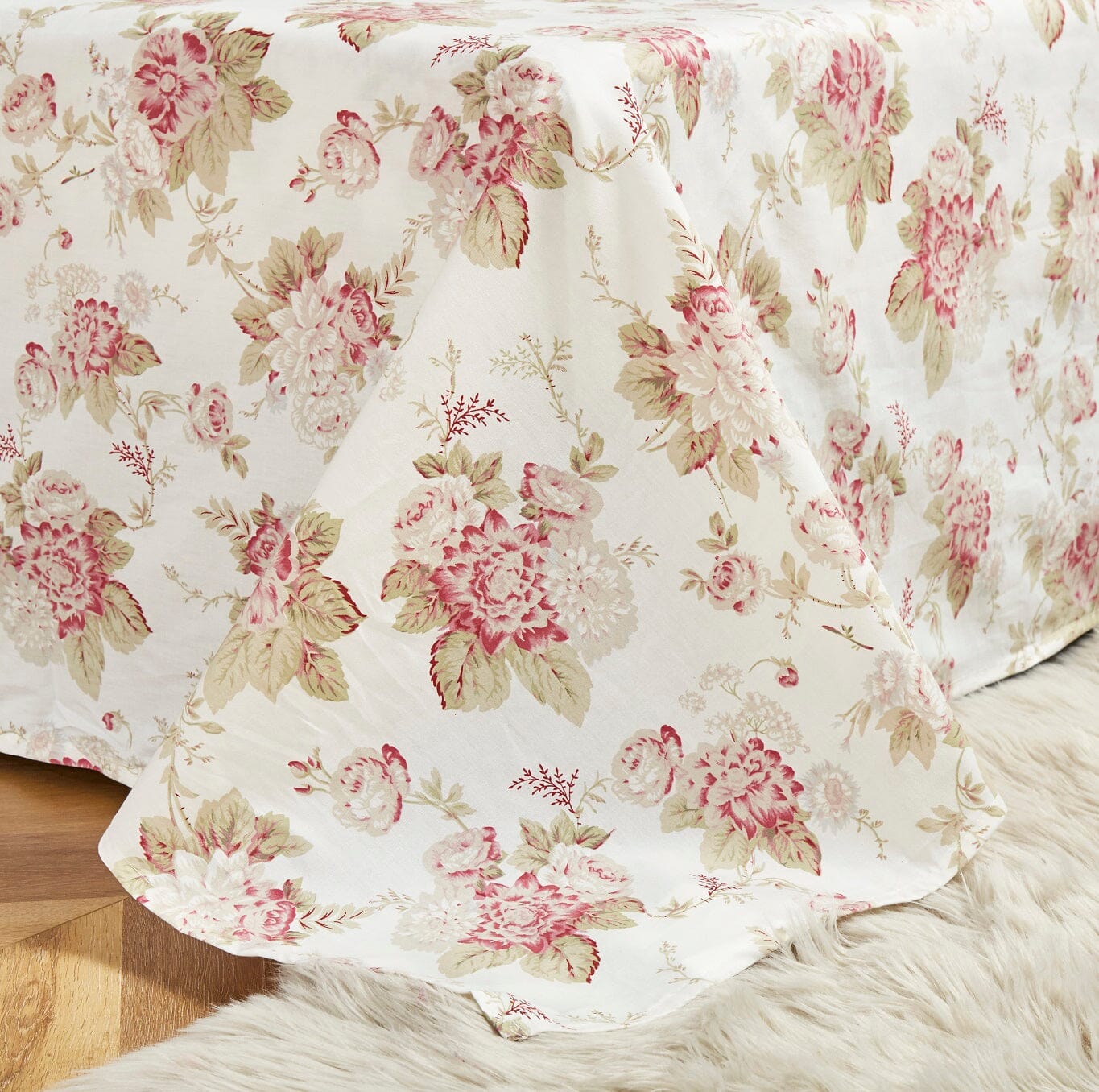  DaDa Bedding Collection DaDa Bedding Hint of Mint Dainty Cottage Floral Roses Cotton Flat Sheet Only w/ Pillow Case (3036) by DaDa Bedding Collection - Twin - Bonton