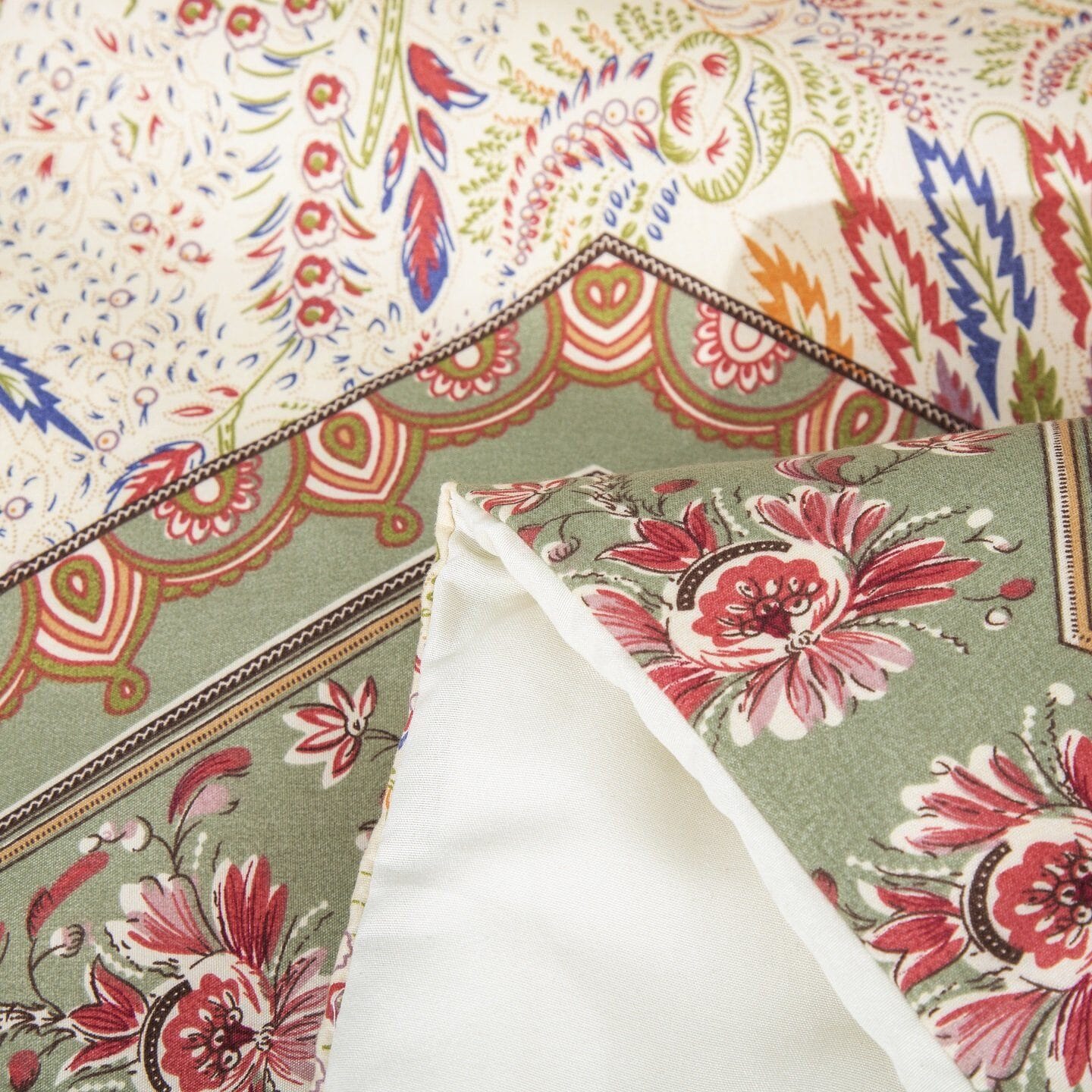  DaDa Bedding Collection DaDa Bedding Botanical Cranberry Sage Chevron Floral Duvet Cover Set w/ Pillow Cases (JHW-924) by DaDa Bedding Collection - Twin - Bonton