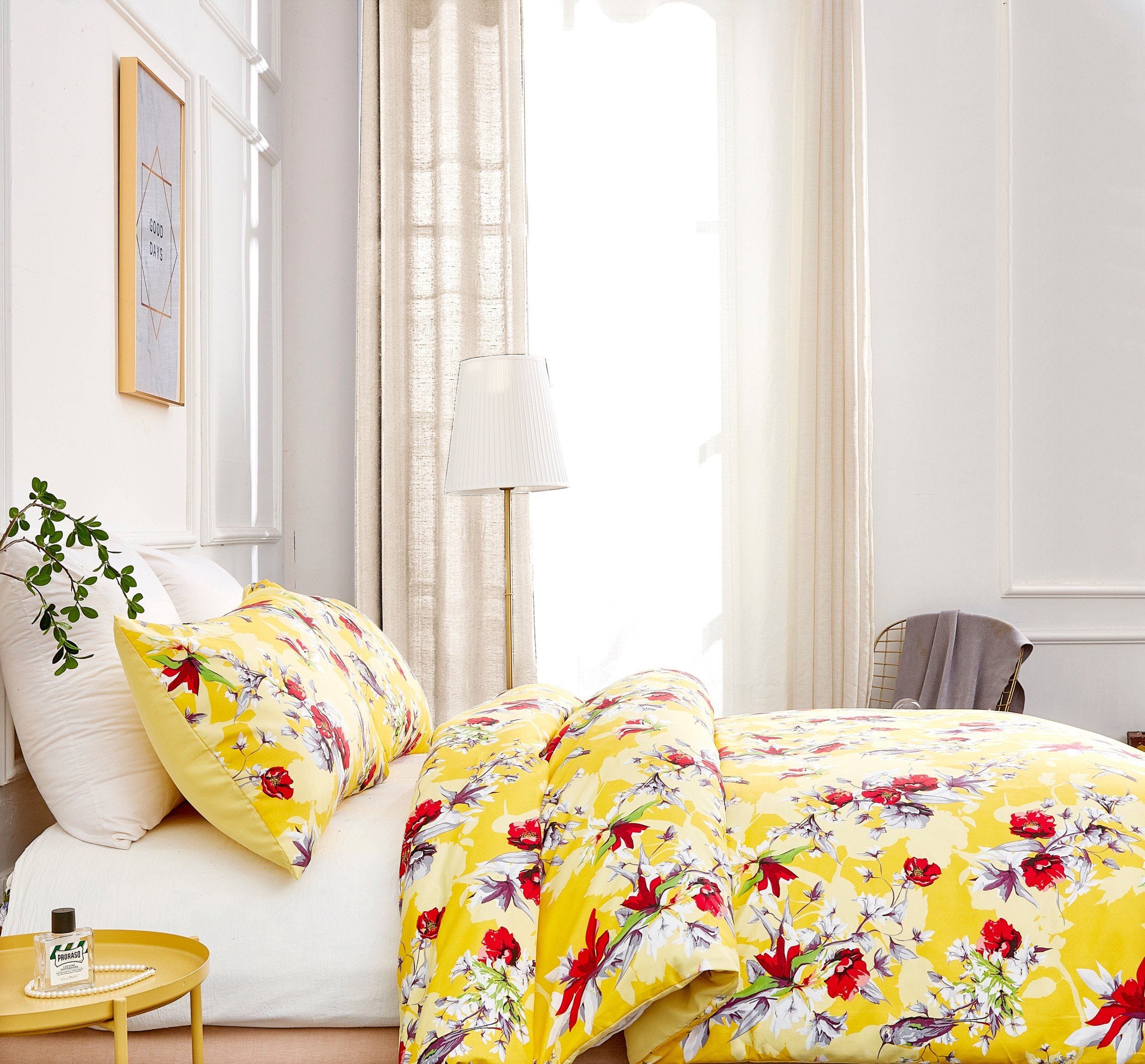  DaDa Bedding Collection DaDa Bedding Sunshine Yellow Hummingbirds Floral Duvet Cover & Fitted Flat Bed Sheets Set w/ Pillow Cases Window Valances (925) by DaDa Bedding Collection - Twin - Bonton