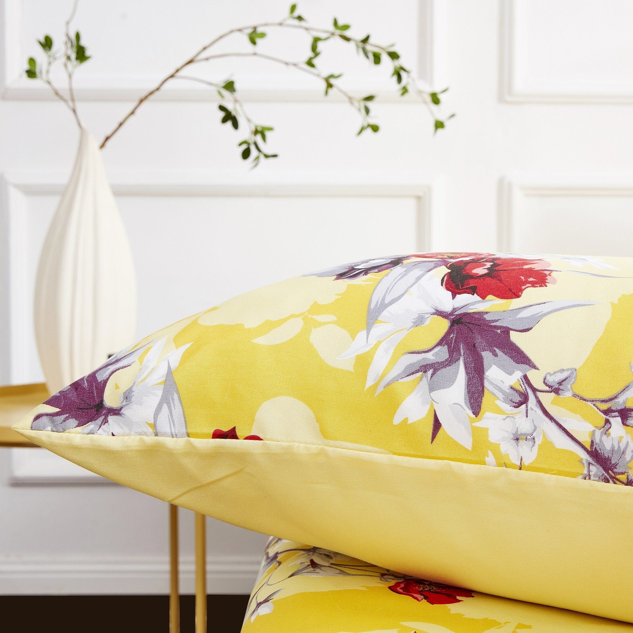  DaDa Bedding Collection DaDa Bedding Sunshine Yellow Hummingbirds Floral Fitted Bed Sheet w/ Pillow Cases (JHW-925) by DaDa Bedding Collection - California King - Bonton