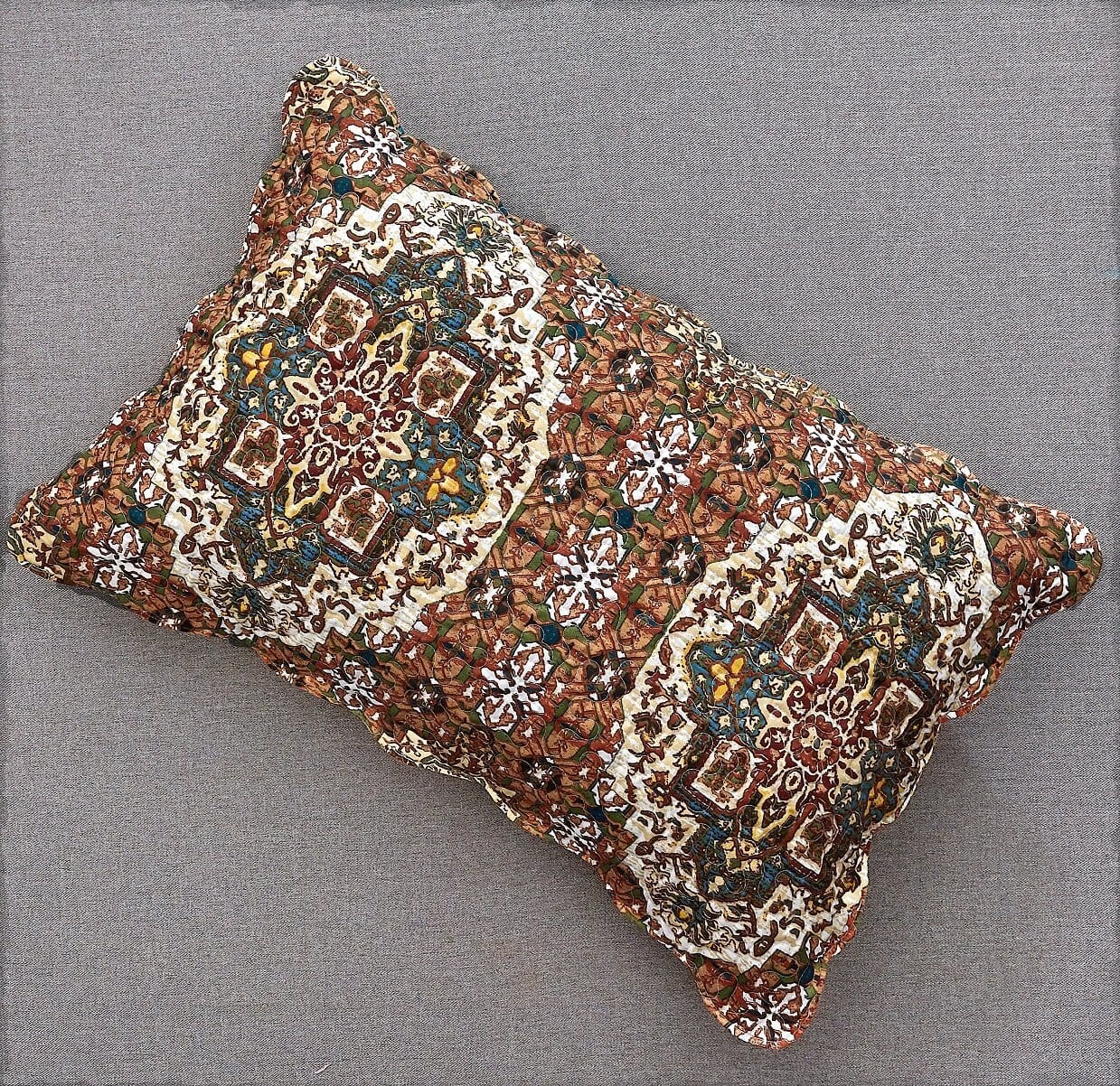  DaDa Bedding Collection DaDa Bedding Rustic Earthy Cross Motif Folk Ogee Moroccan Scalloped Quilted Bedspread Set (JHW-944) by DaDa Bedding Collection - Cal King - Bonton