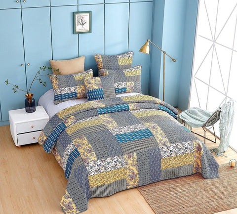 DaDa Bedding Honey Cove Garden Floral Paisley Cottage Patchwork Bedspread Set (JHW-957) by DaDa Bedding Collection