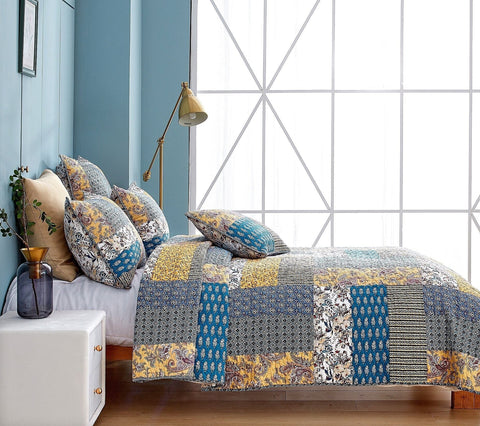 DaDa Bedding Honey Cove Garden Floral Paisley Cottage Patchwork Bedspread Set (JHW-957) by DaDa Bedding Collection
