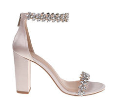 Mayra Sandal