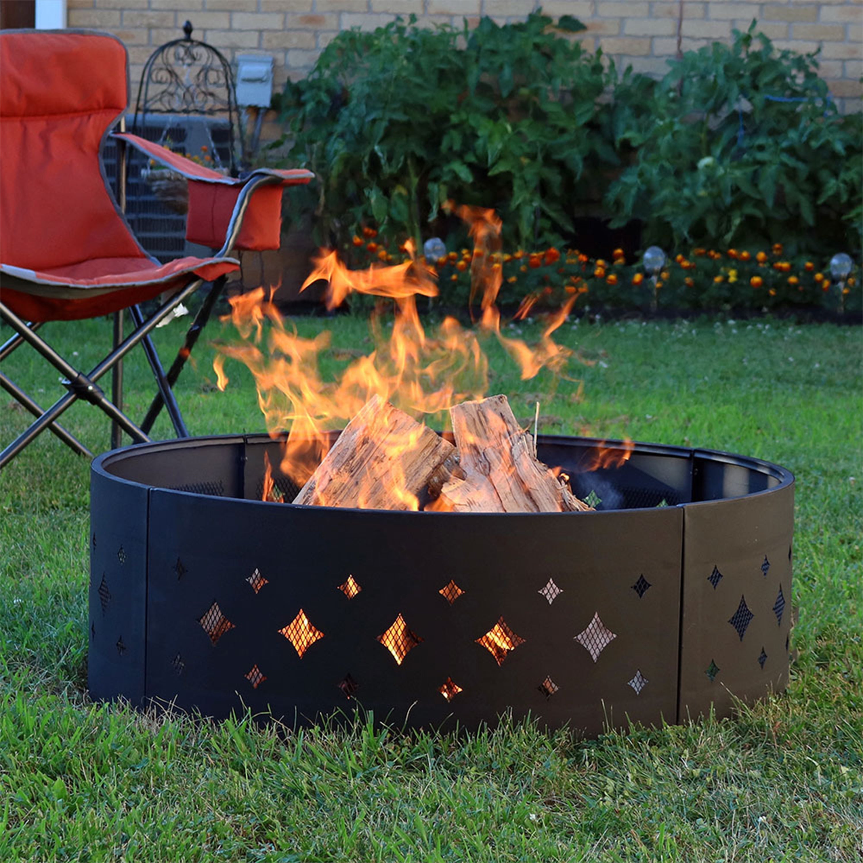  Sunnydaze Decor Heavy-Duty Steel Portable Large Round Diamond Cut Out Fire Pit Ring with Log Poker - 36