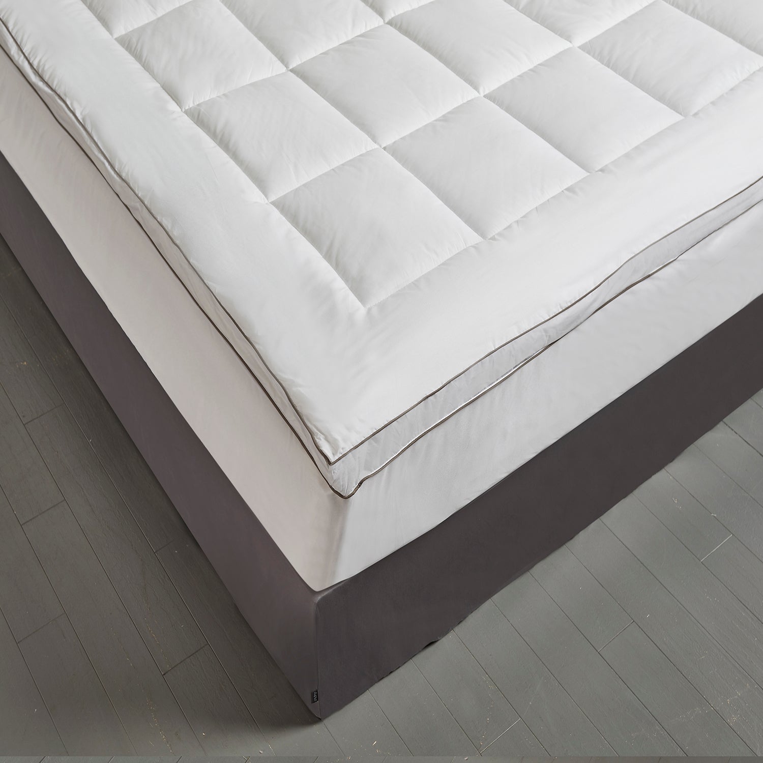  Kathy Ireland Kathy Ireland 2-Inch Gusseted Down Alternative Mattress Topper - White - Bonton