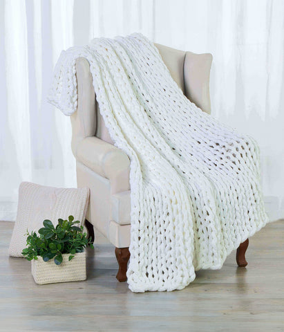 Kathy Ireland Chunky Knit Chenille Throw Blanket