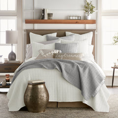 Mills Waffle Quilt Set White