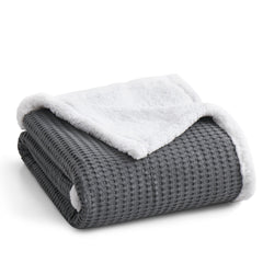 Mills Waffle Sherpa Throw Navy