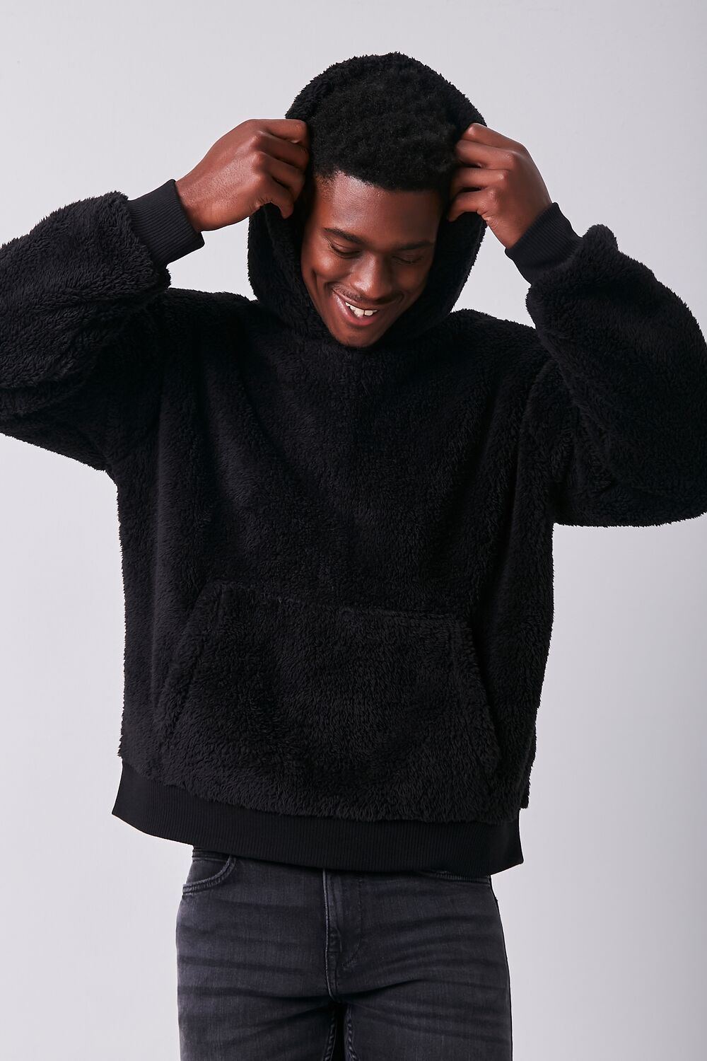  Forever 21 Faux Shearling Teddy Hoodie - black-swatch - Bonton