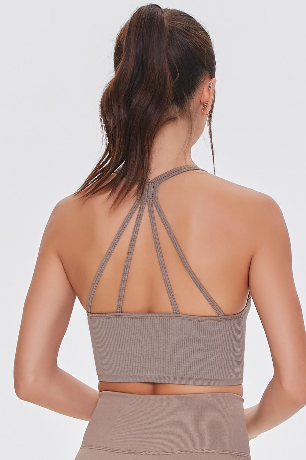 Forever 21 Seamless Caged-Back Sports Bra - taupe - Bonton