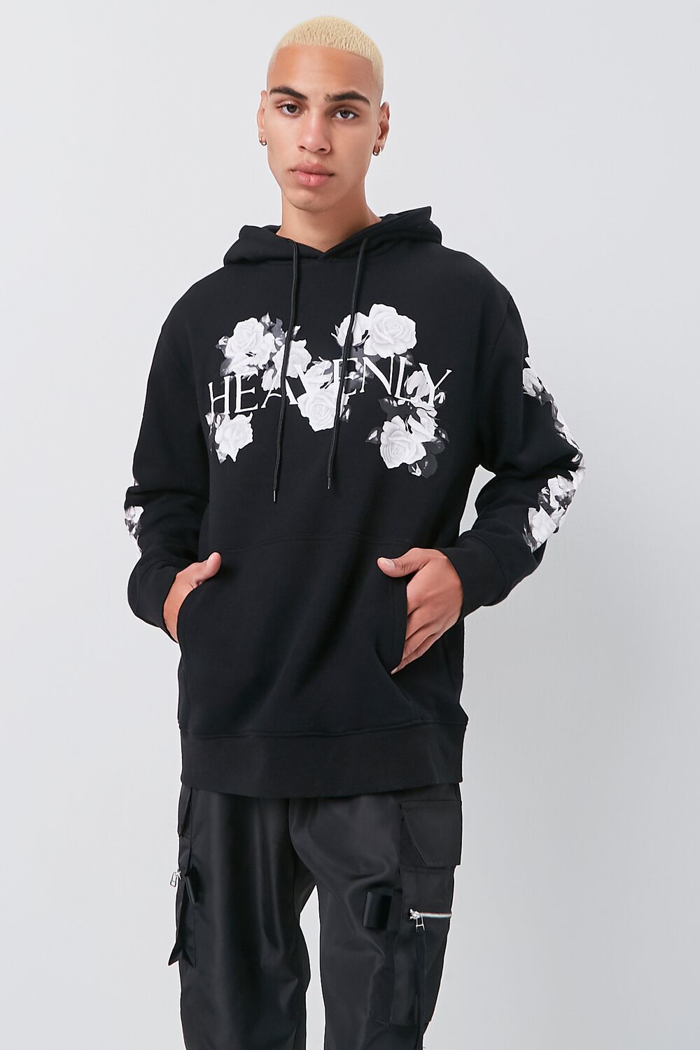  Forever 21 Heavenly Floral Print Hoodie - black white - Bonton