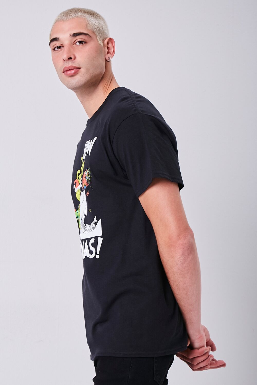  Forever 21 The Grinch Graphic Crew Neck Tee - black multi - Bonton